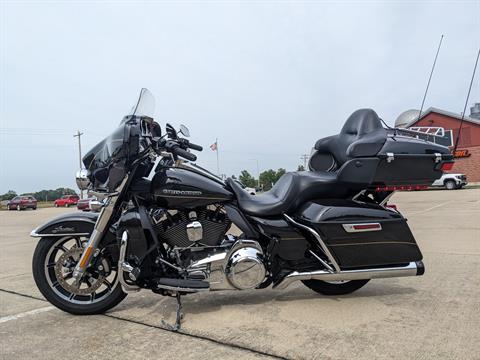 2016 Harley-Davidson Ultra Limited Low in Effingham, Illinois - Photo 4