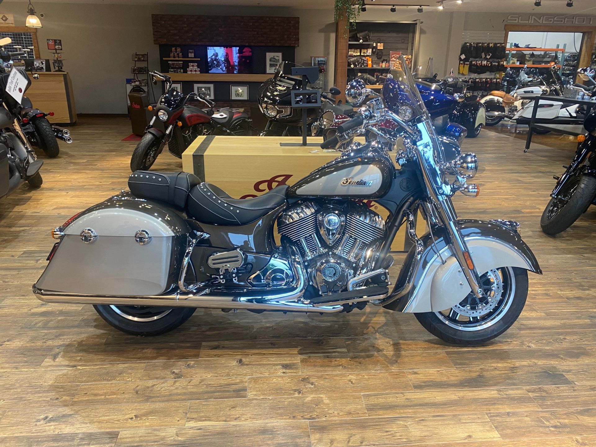 2023 Indian Motorcycle Springfield in Lebanon, New Jersey - Photo 1