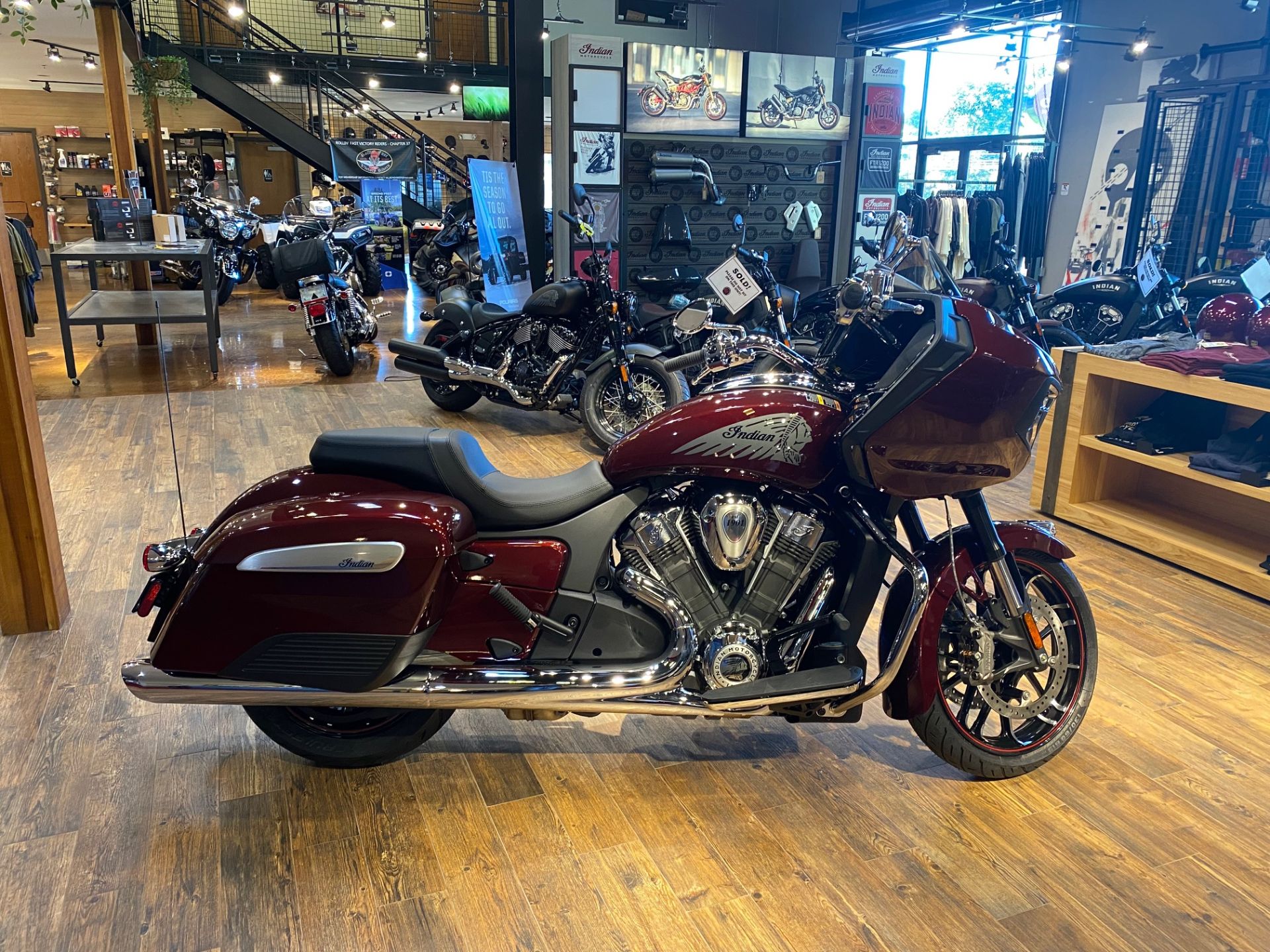 2022 Indian Motorcycle Challenger Limited in Lebanon, New Jersey