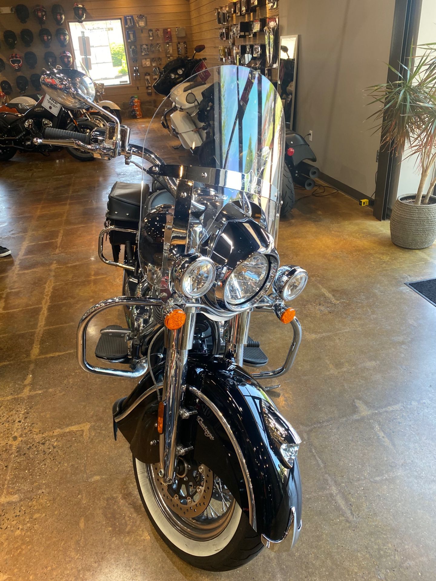 2020 Indian Motorcycle Chief Vintage in Lebanon, New Jersey - Photo 2