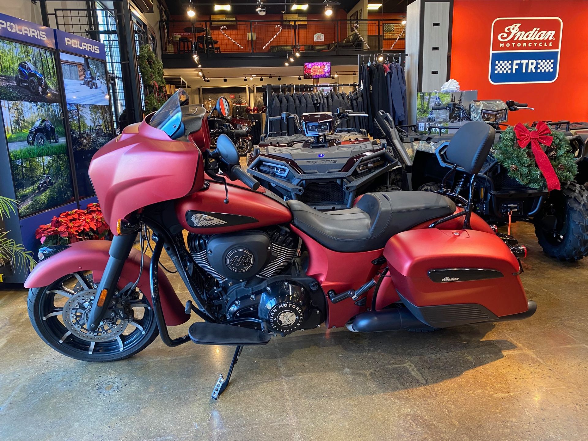 2021 Indian Motorcycle Chieftain Dark Horse in Lebanon, New Jersey - Photo 2