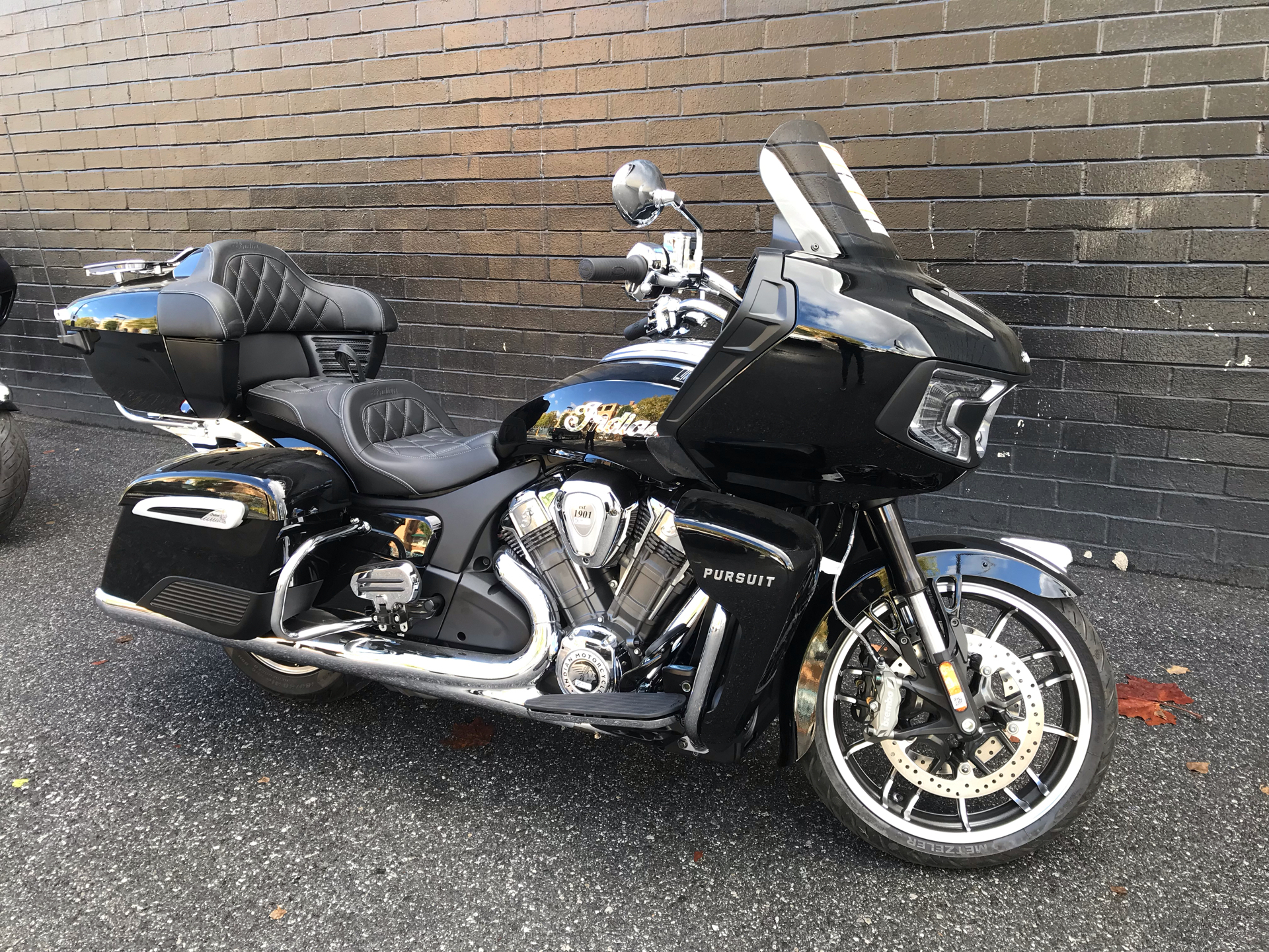 2022 Indian Motorcycle Pursuit® Limited® with Premium Package in San Jose, California - Photo 2