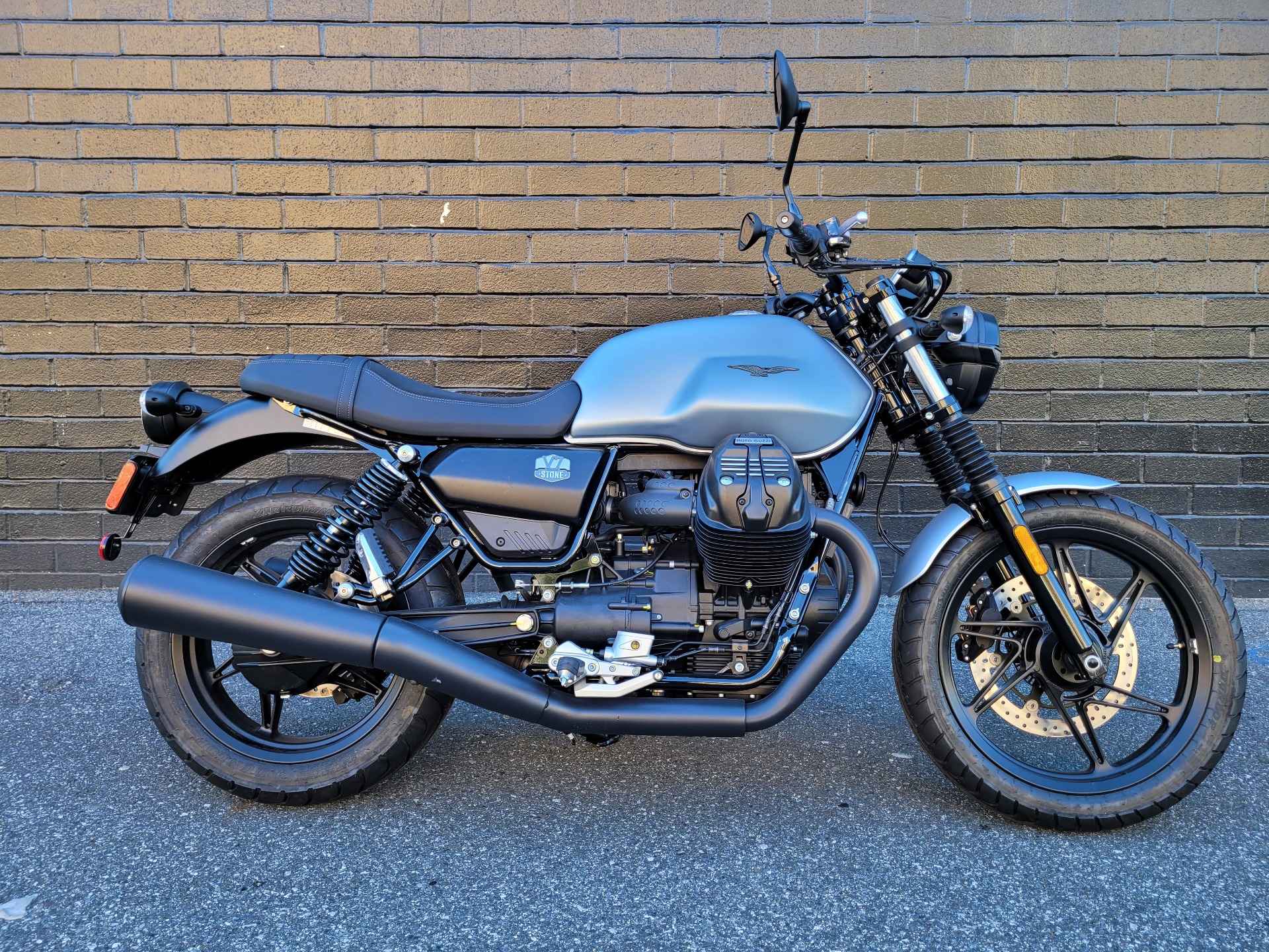 2021 Moto Guzzi V7 Stone E5 in San Jose, California - Photo 1