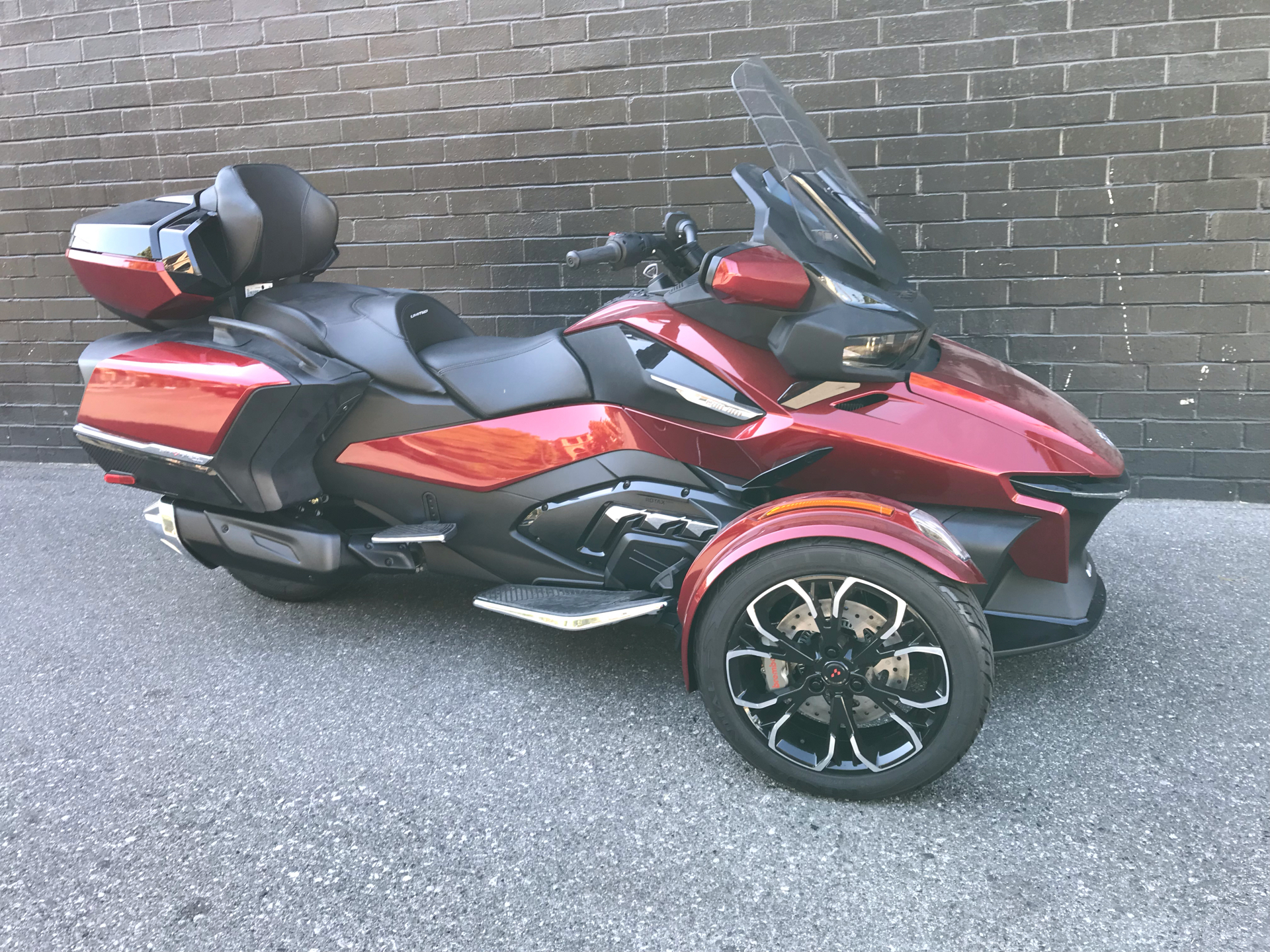 2022 Can-Am Spyder RT Limited in San Jose, California - Photo 2