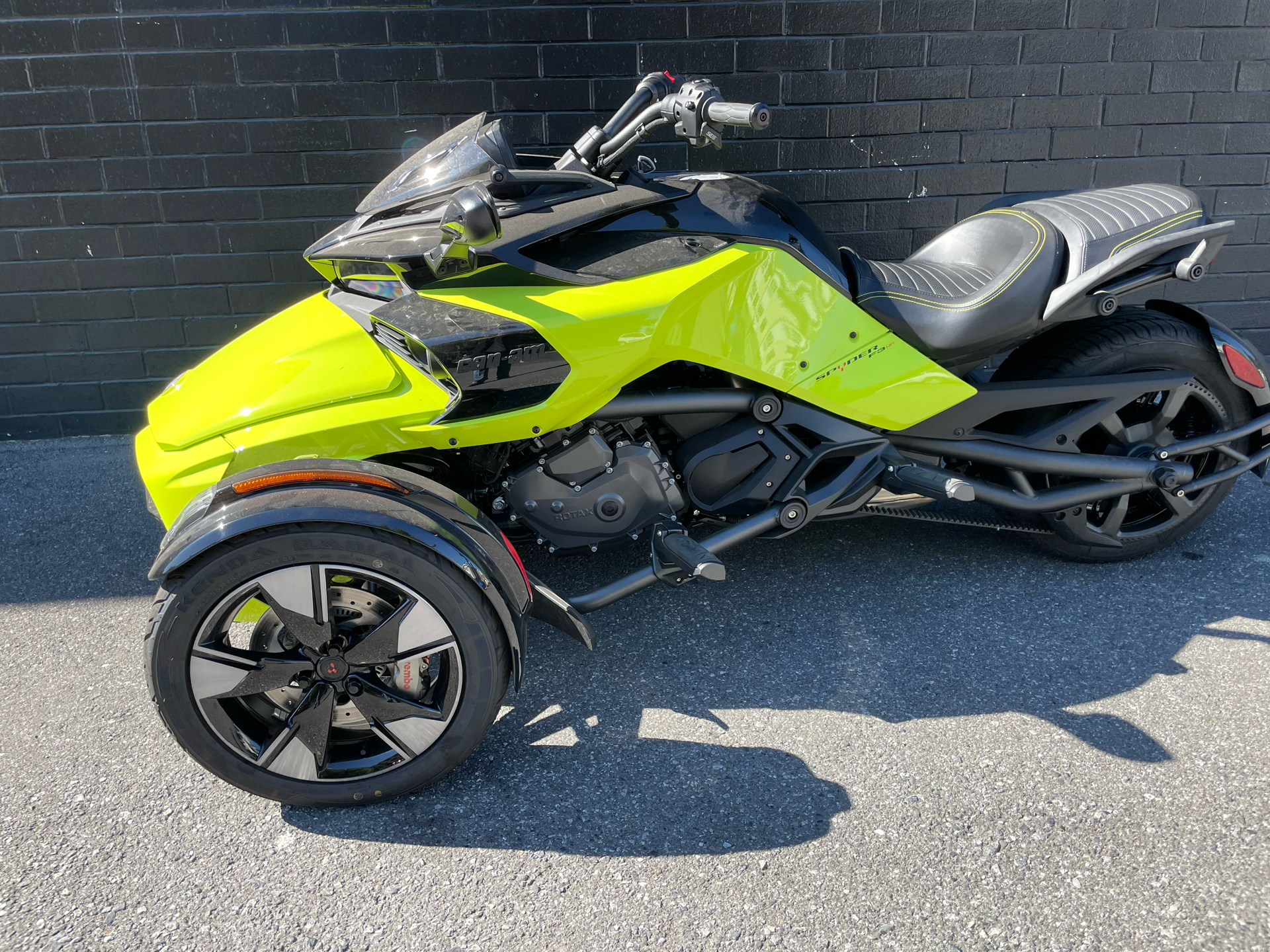 2022 Can-Am Spyder F3-S Special Series in San Jose, California - Photo 4