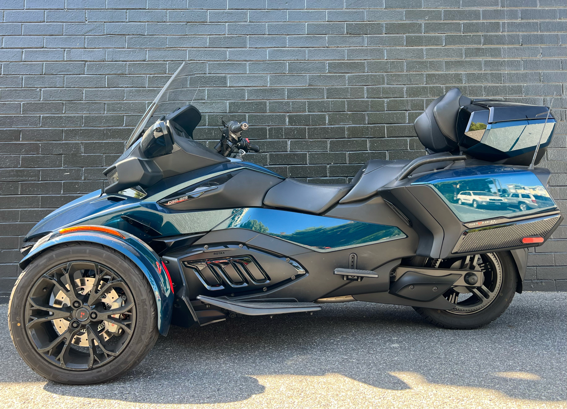 2021 Can-Am Spyder RT Limited in San Jose, California - Photo 4