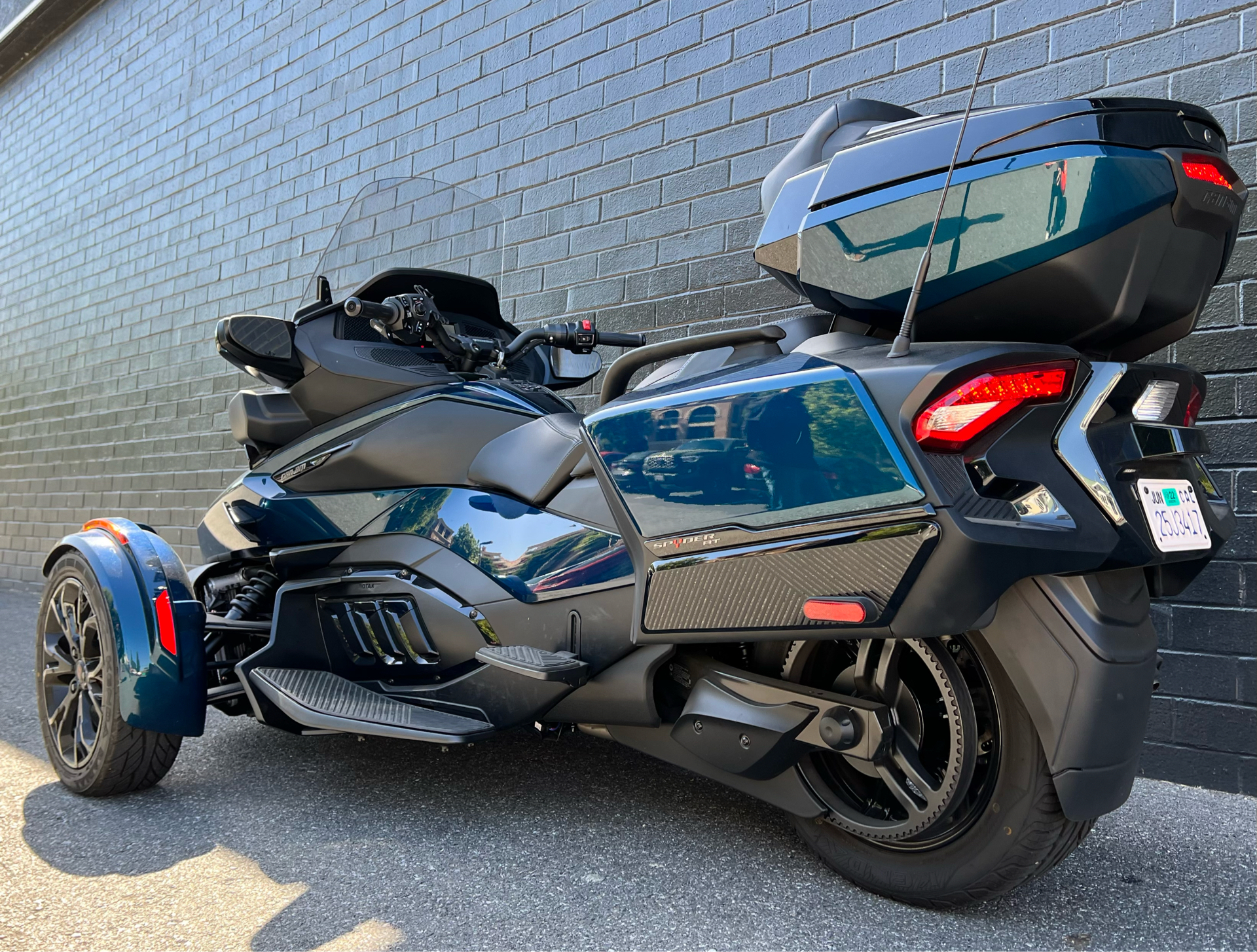 2021 Can-Am Spyder RT Limited in San Jose, California - Photo 5