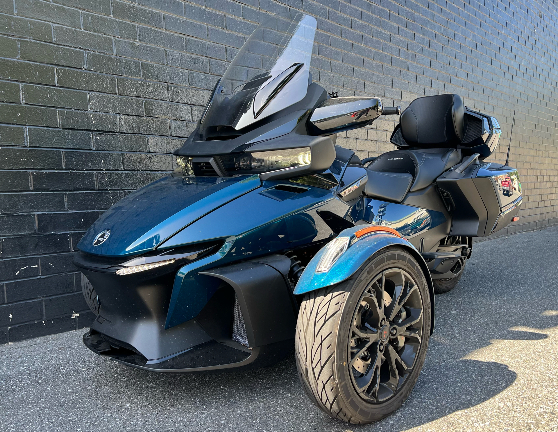 2021 Can-Am Spyder RT Limited in San Jose, California - Photo 6