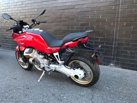 2024 Moto Guzzi V100 Mandello in San Jose, California - Photo 6