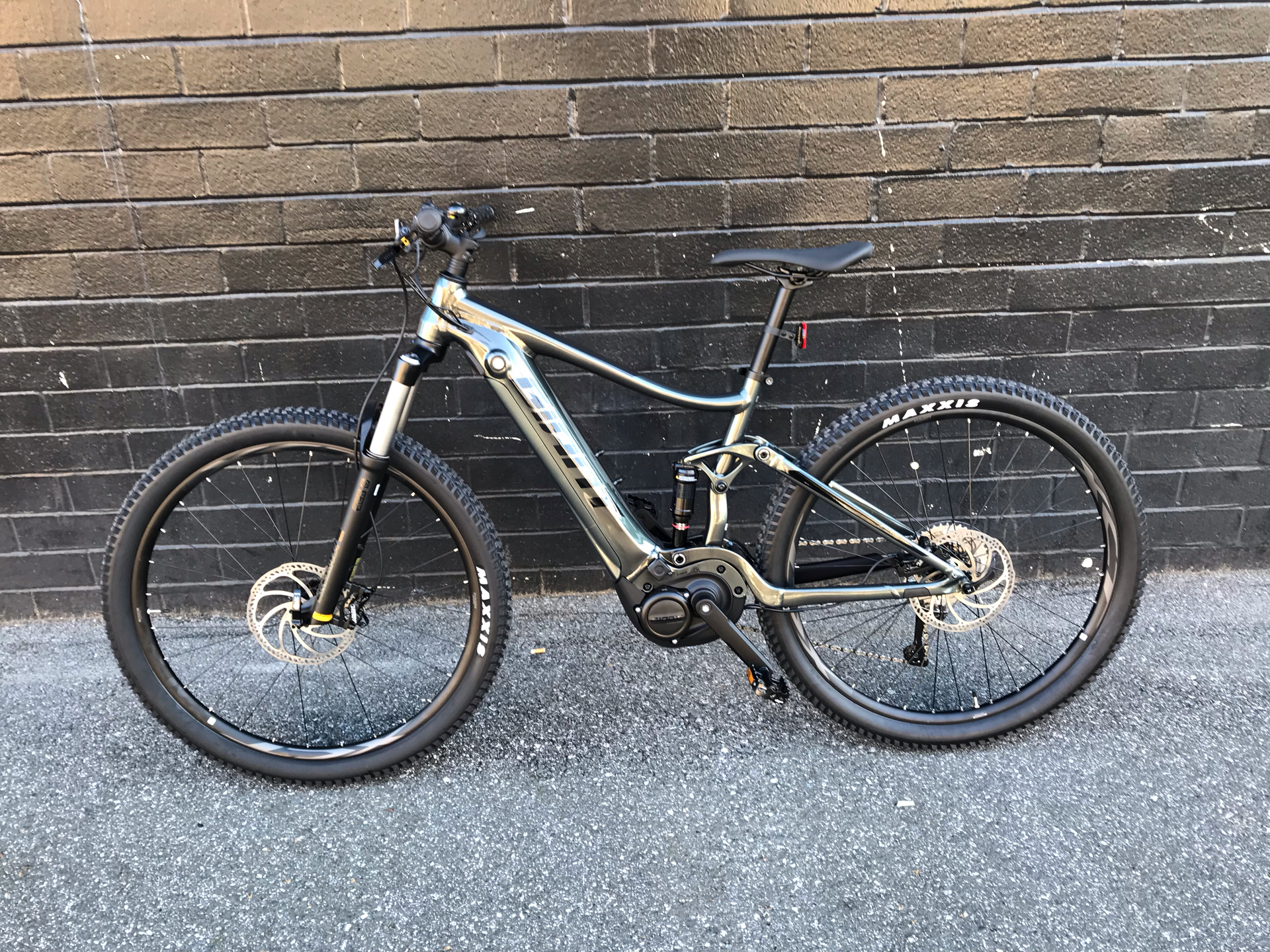 2021 Giant Bicycle Inc  Stance E+ 2 29er 20MPH M in San Jose, California - Photo 2