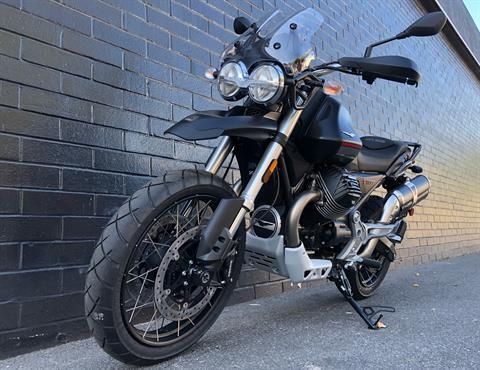 2021 Moto Guzzi V85 TT E5 in San Jose, California - Photo 6