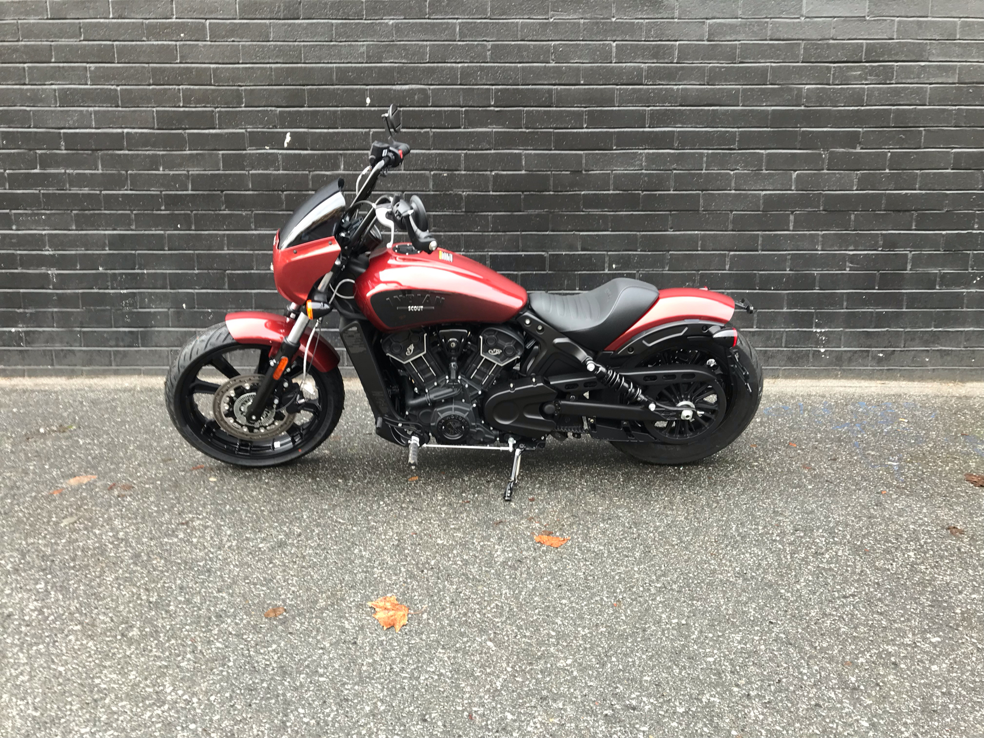 2024 Indian Motorcycle Scout® Rogue ABS Icon in San Jose, California - Photo 4