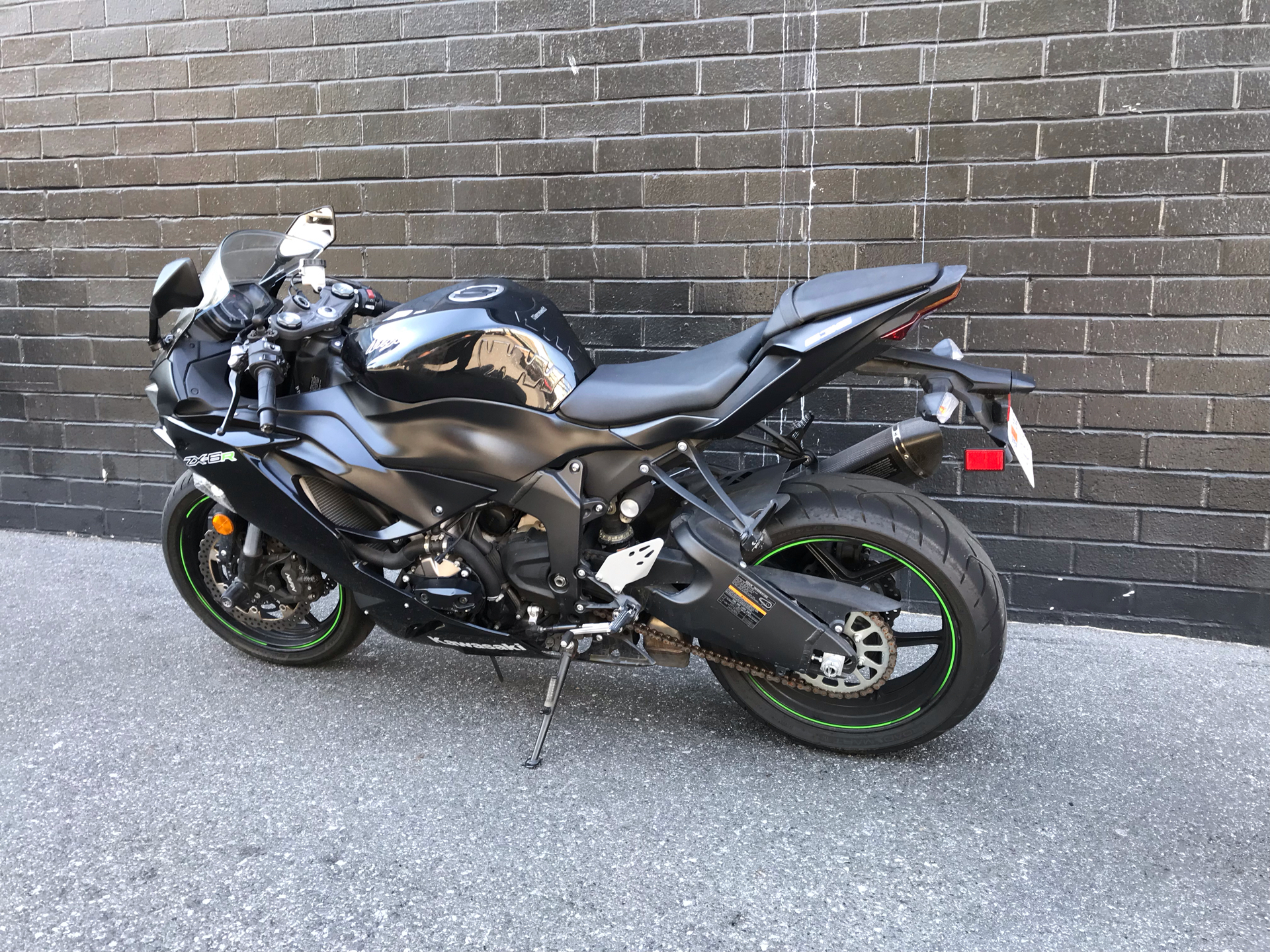 2019 Kawasaki Ninja ZX-6R ABS in San Jose, California - Photo 6