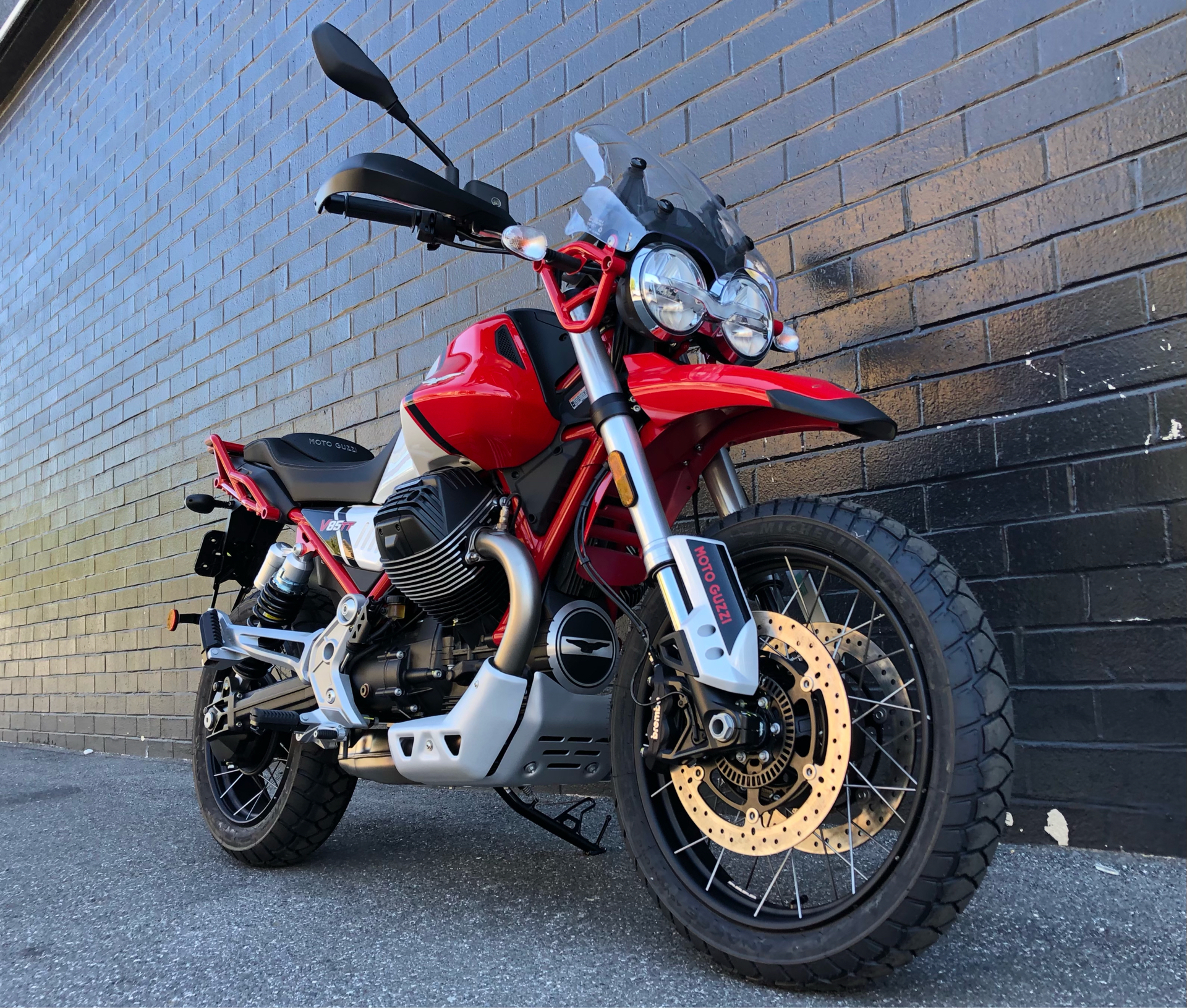 2021 Moto Guzzi V85 TT Adventure E5 in San Jose, California - Photo 2