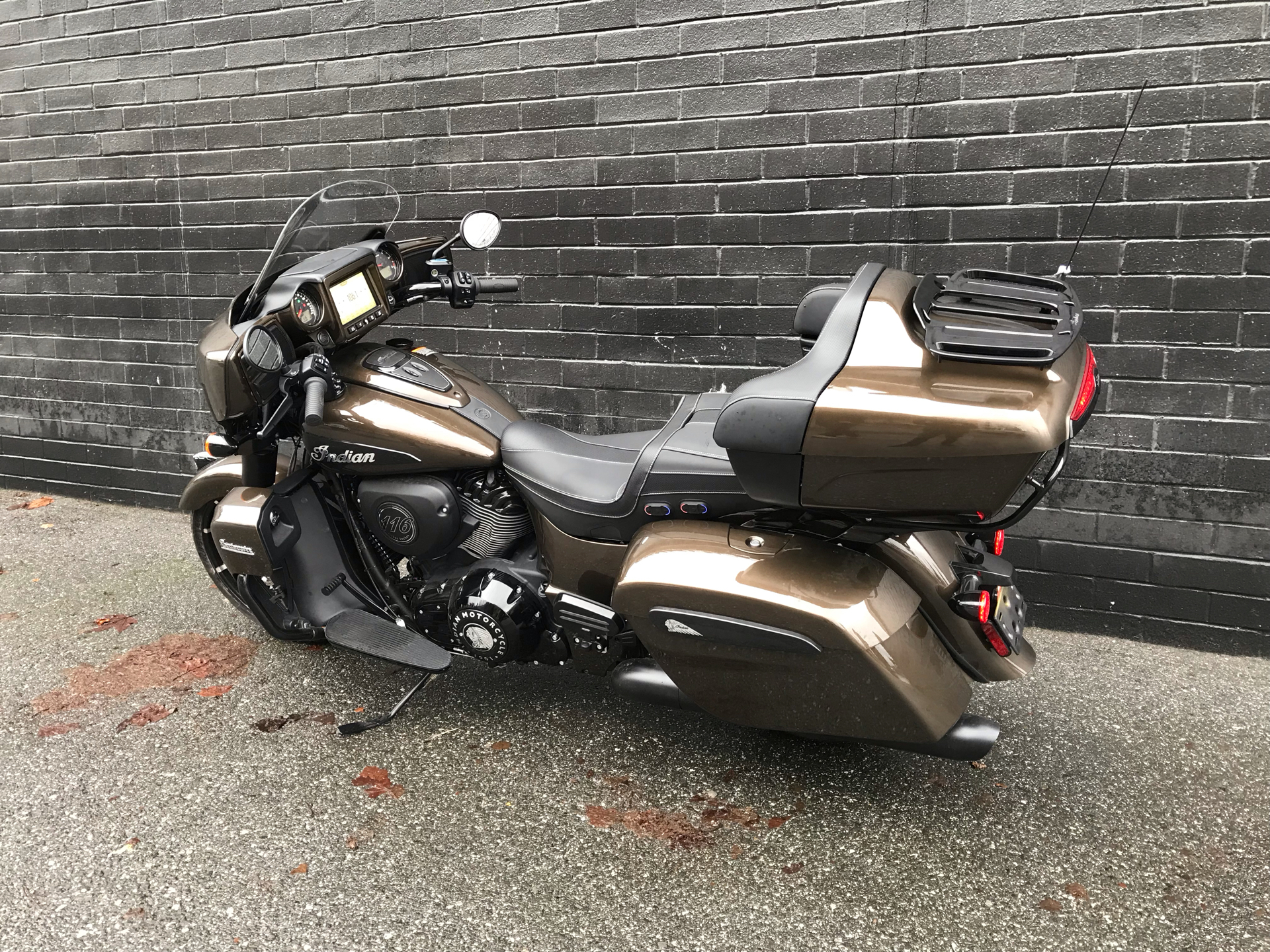 2023 Indian Motorcycle Roadmaster® Dark Horse® in San Jose, California - Photo 5