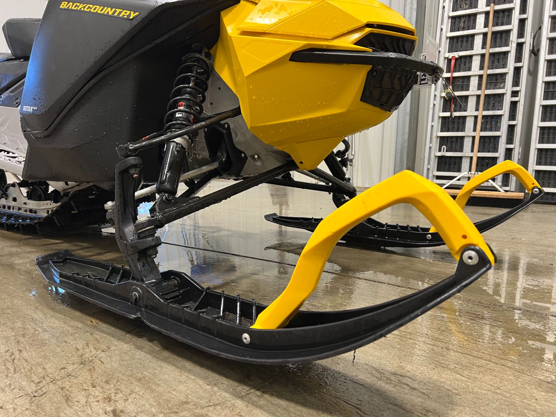 2023 Ski-Doo Backcountry Sport 600 EFI 146” w/Electric Start & Reverse in Turner, Maine - Photo 13