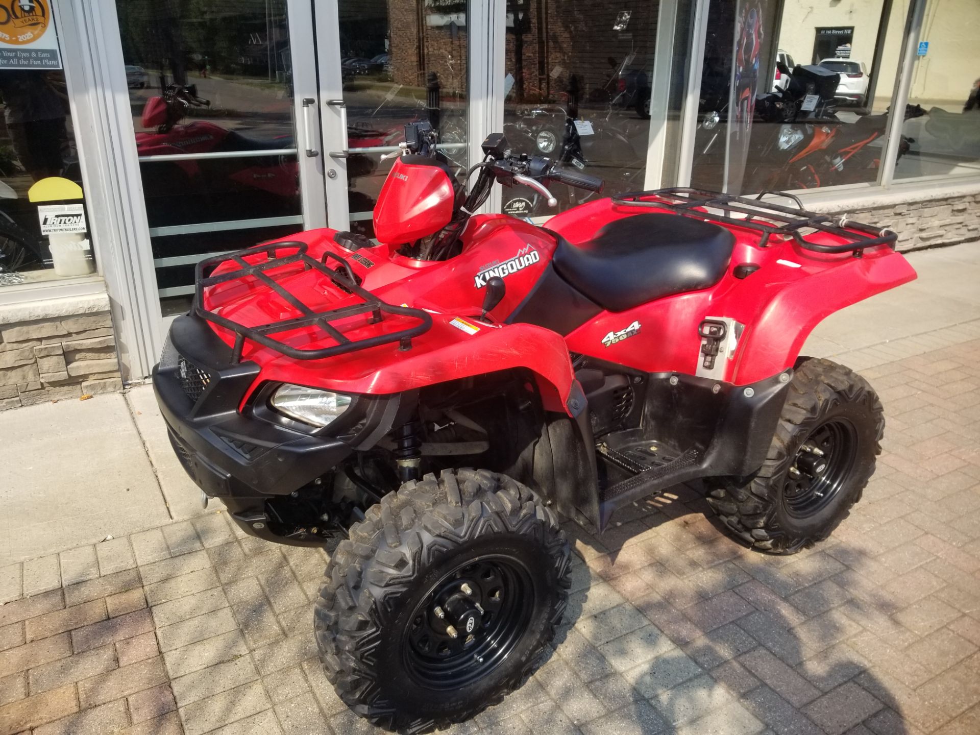 2017 Suzuki KingQuad 750AXi Power Steering in Osseo, Minnesota - Photo 2