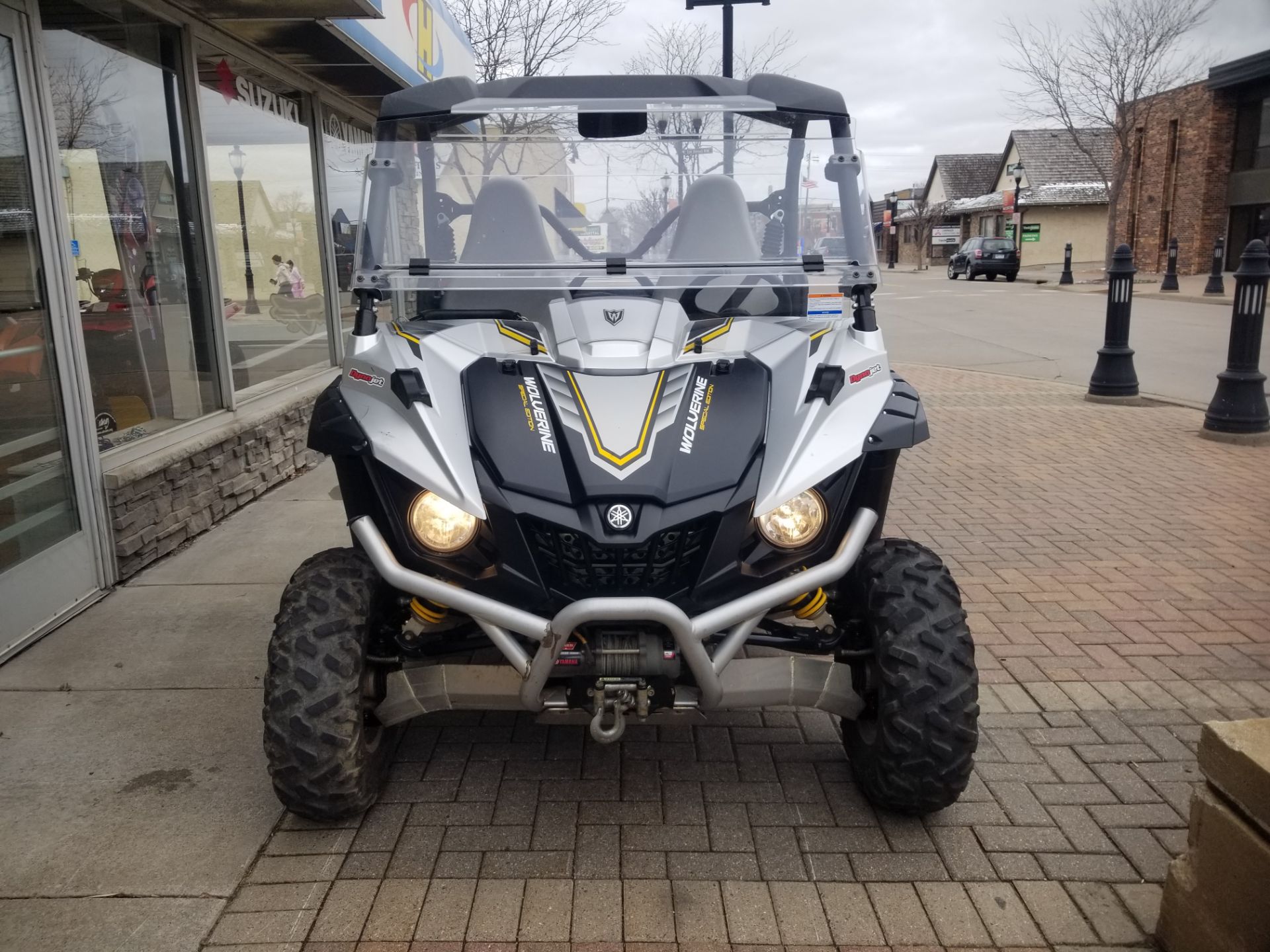 2017 Yamaha Wolverine R-Spec EPS SE in Osseo, Minnesota - Photo 3