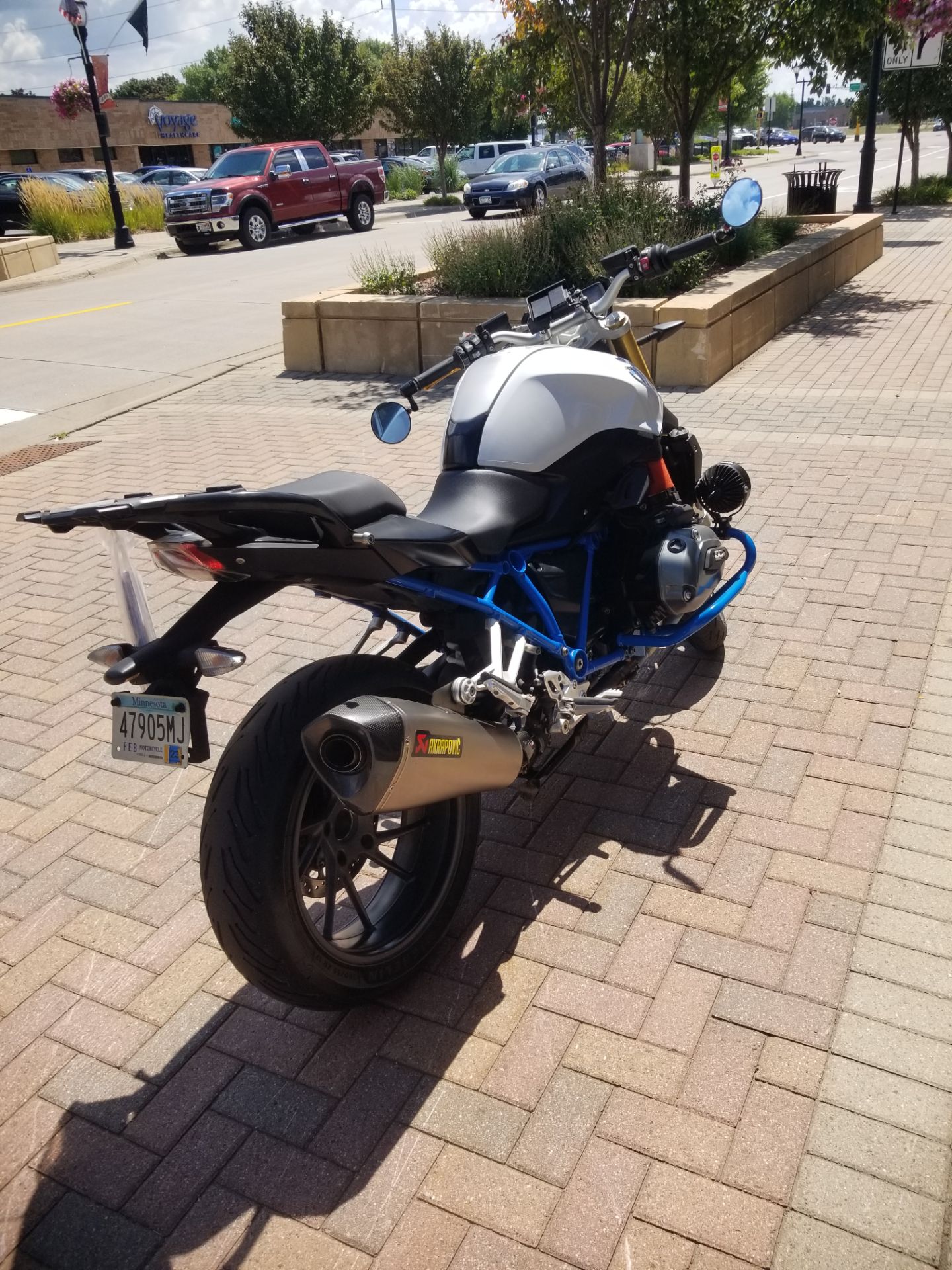 2018 BMW R 1200 R in Osseo, Minnesota - Photo 3
