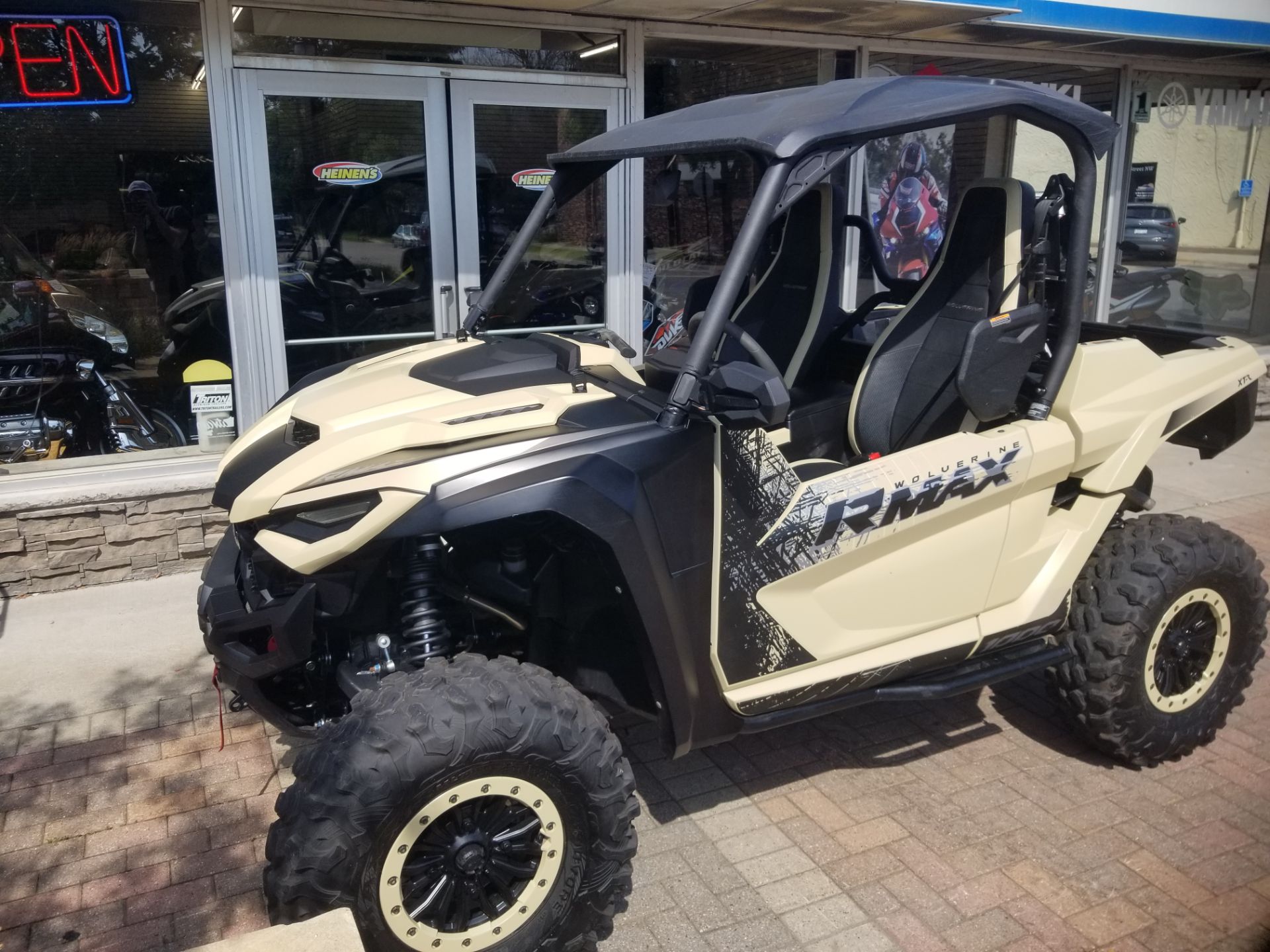 2023 Yamaha Wolverine RMAX2 1000 XT-R in Osseo, Minnesota - Photo 2