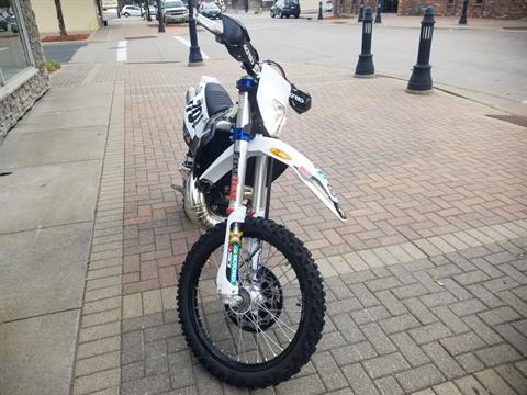 2022 Husqvarna TE 300i Rockstar Edition in Osseo, Minnesota - Photo 3