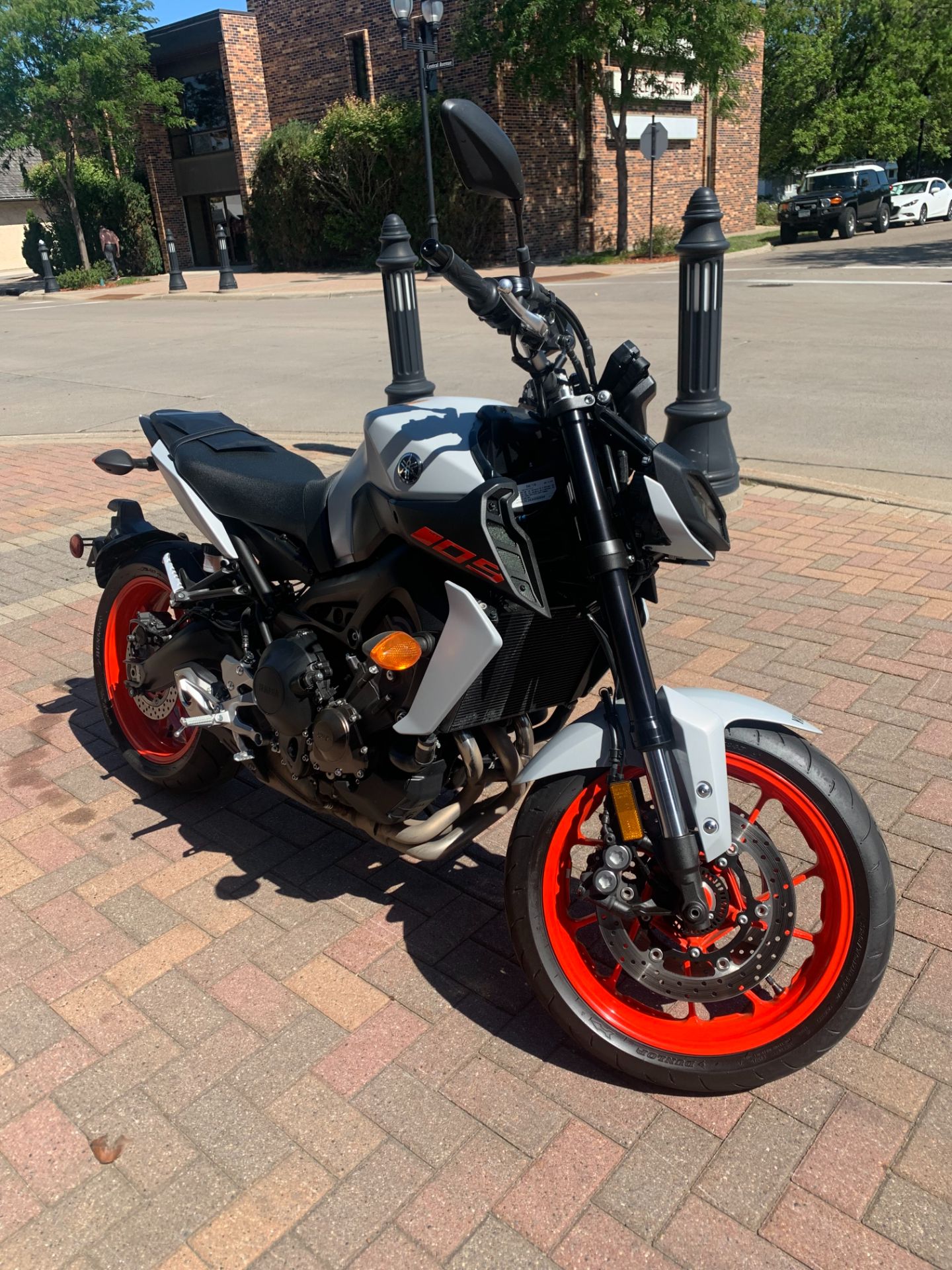 2019 Yamaha MT-09 in Osseo, Minnesota - Photo 2