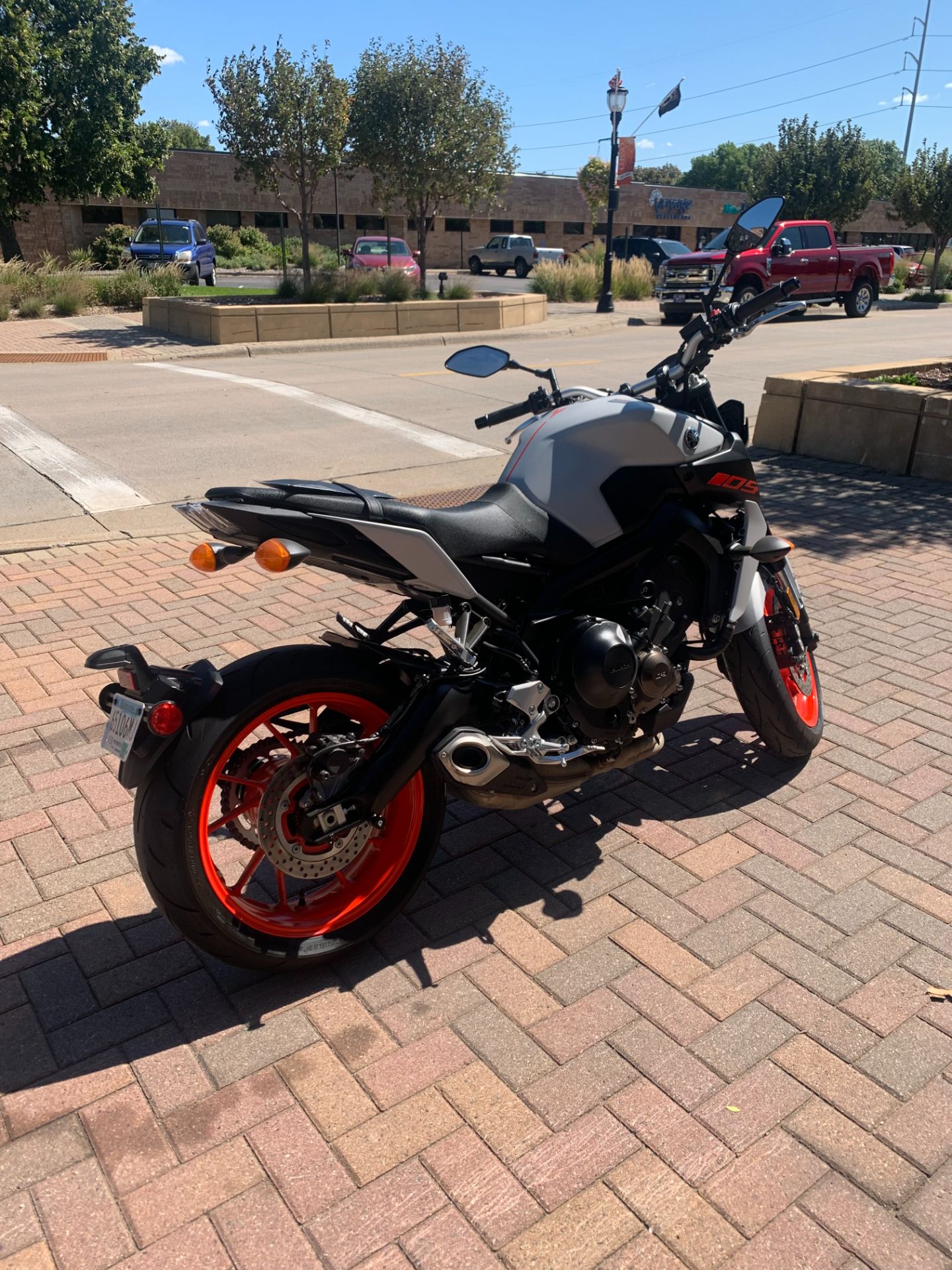 2019 Yamaha MT-09 in Osseo, Minnesota - Photo 3