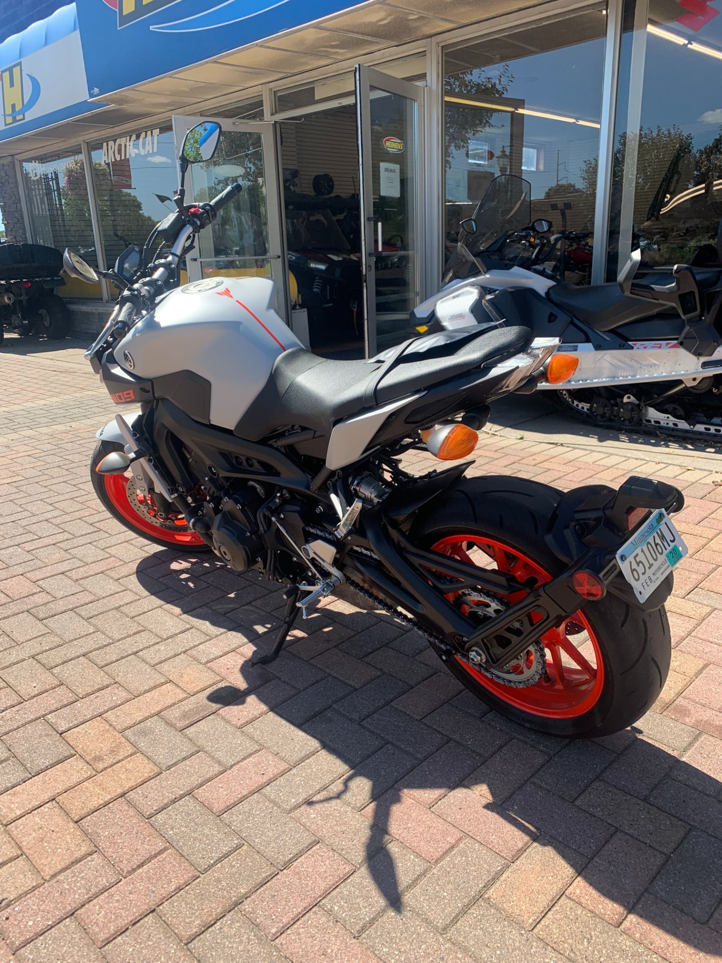 2019 Yamaha MT-09 in Osseo, Minnesota - Photo 5