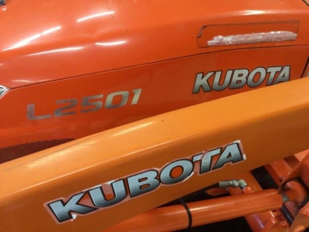 2015 Kubota L2501 in Osseo, Minnesota - Photo 10