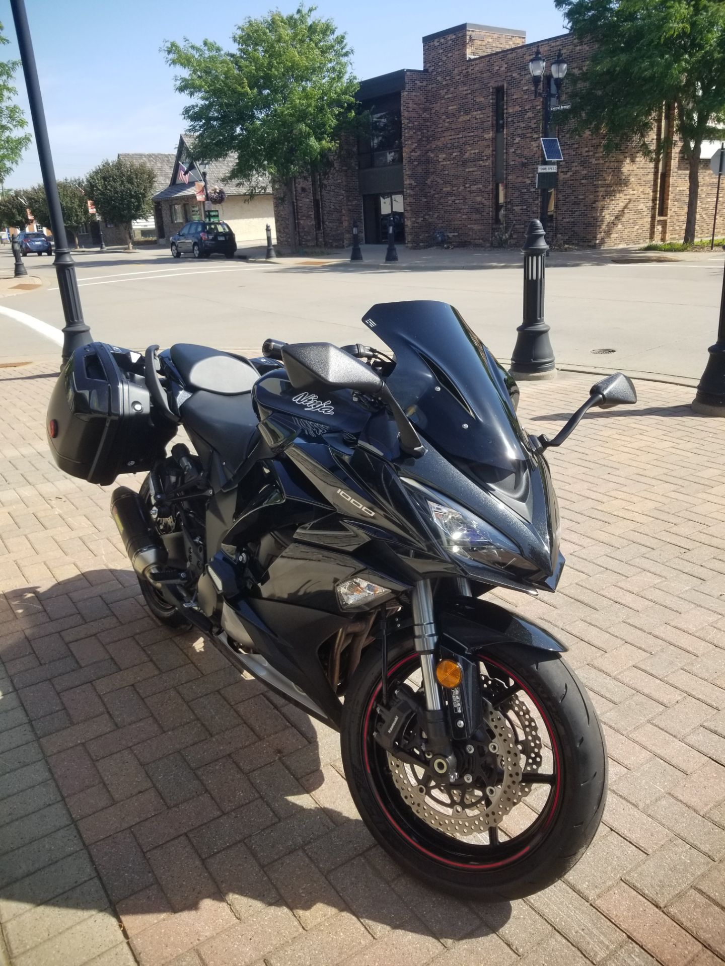 2018 Kawasaki Ninja 1000 ABS in Osseo, Minnesota - Photo 2