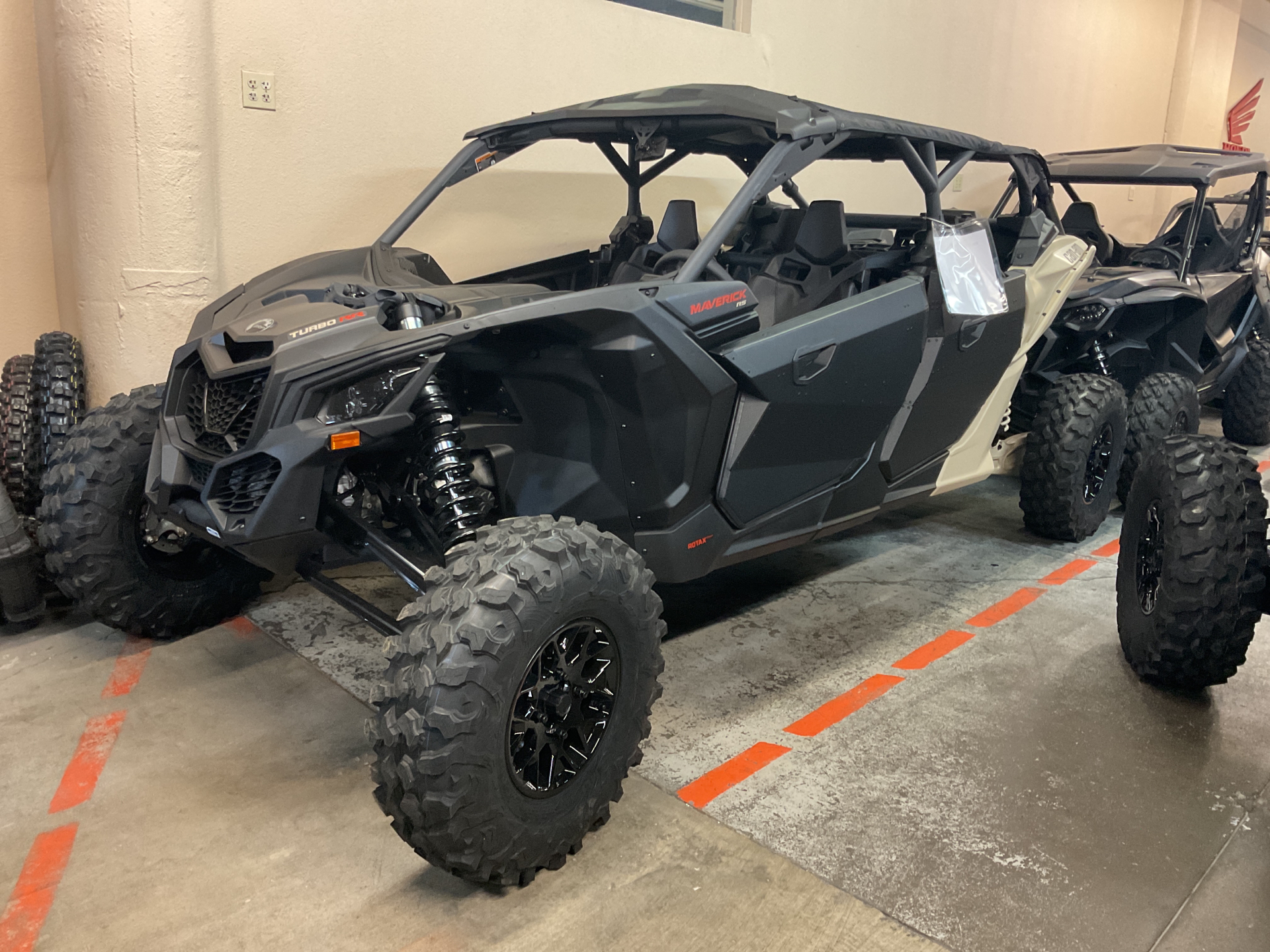 2023 Can-Am Maverick X3 Max RS Turbo RR 72 in Bakersfield, California - Photo 1
