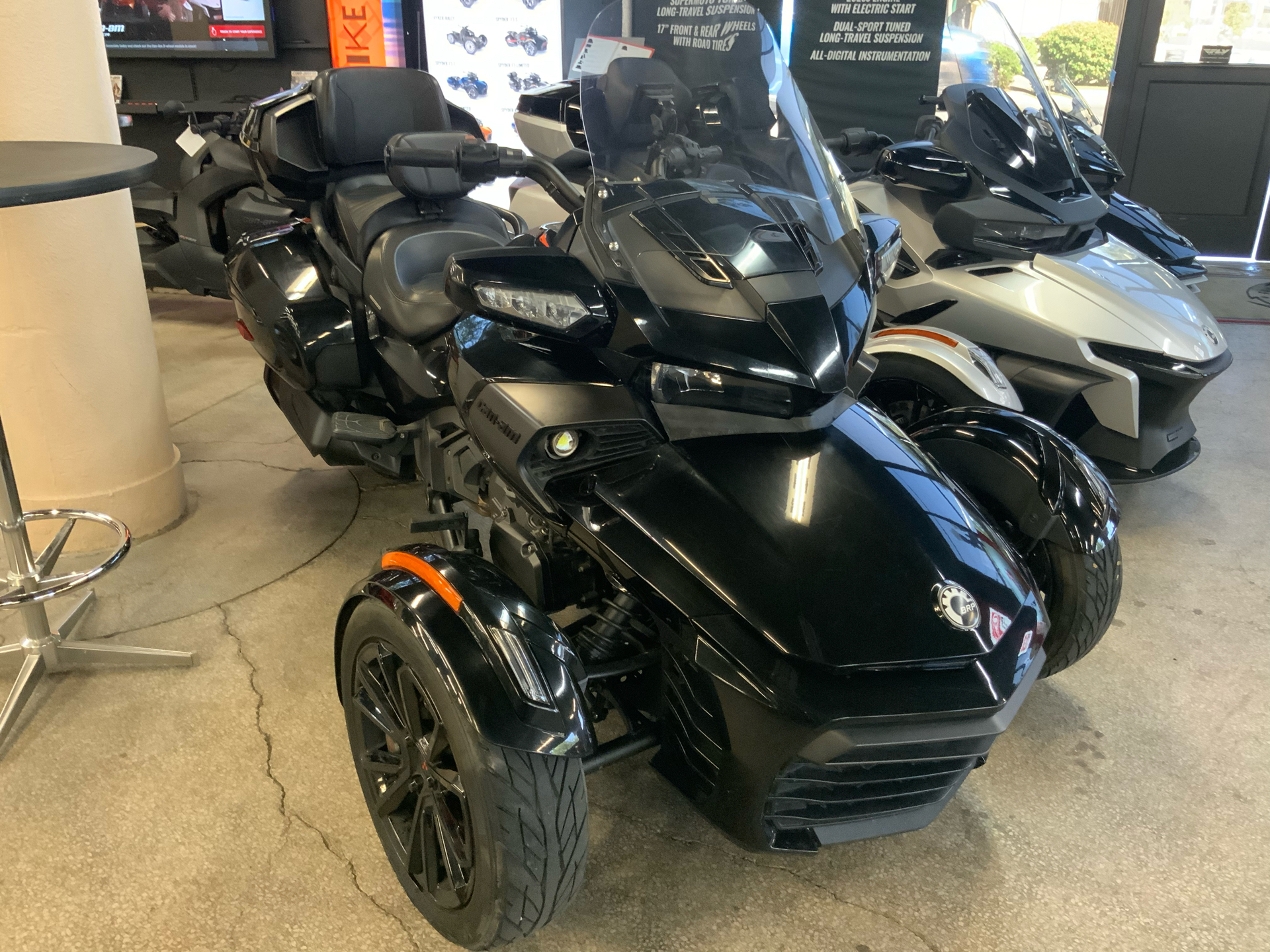 2018 Can-Am Spyder F3 Limited in Bakersfield, California - Photo 1