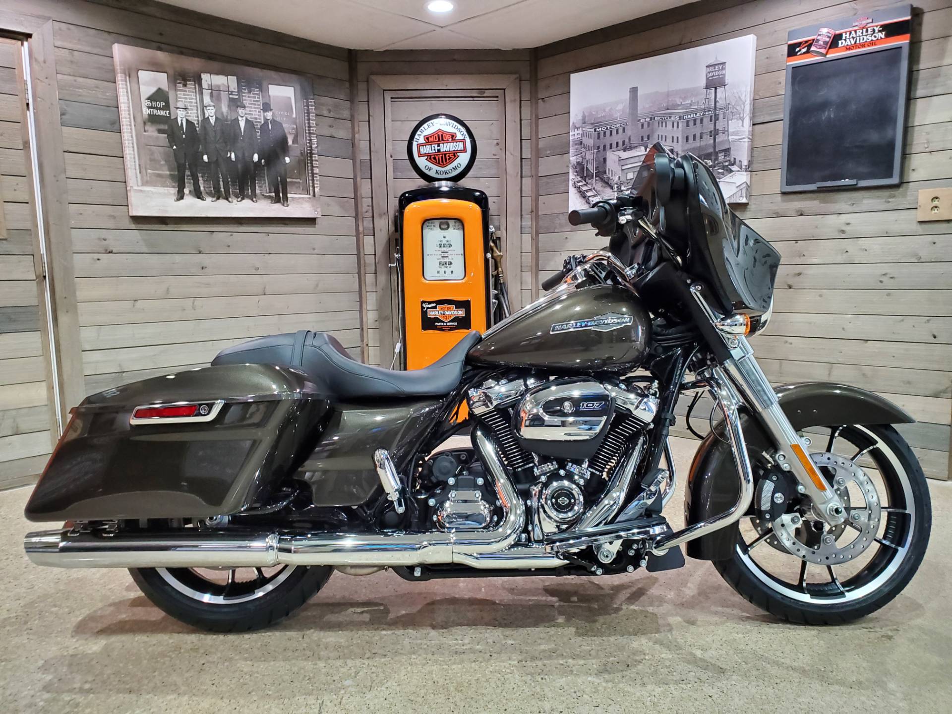 2021 Harley-Davidson Street Glide® in Kokomo, Indiana - Photo 1