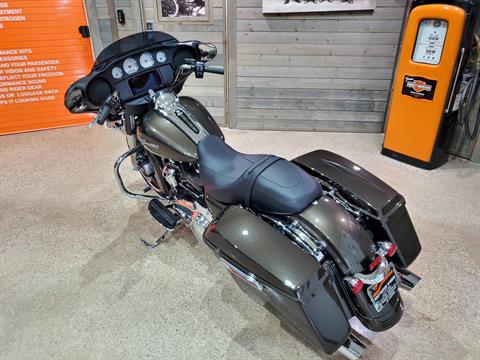 2021 Harley-Davidson Street Glide® in Kokomo, Indiana - Photo 14