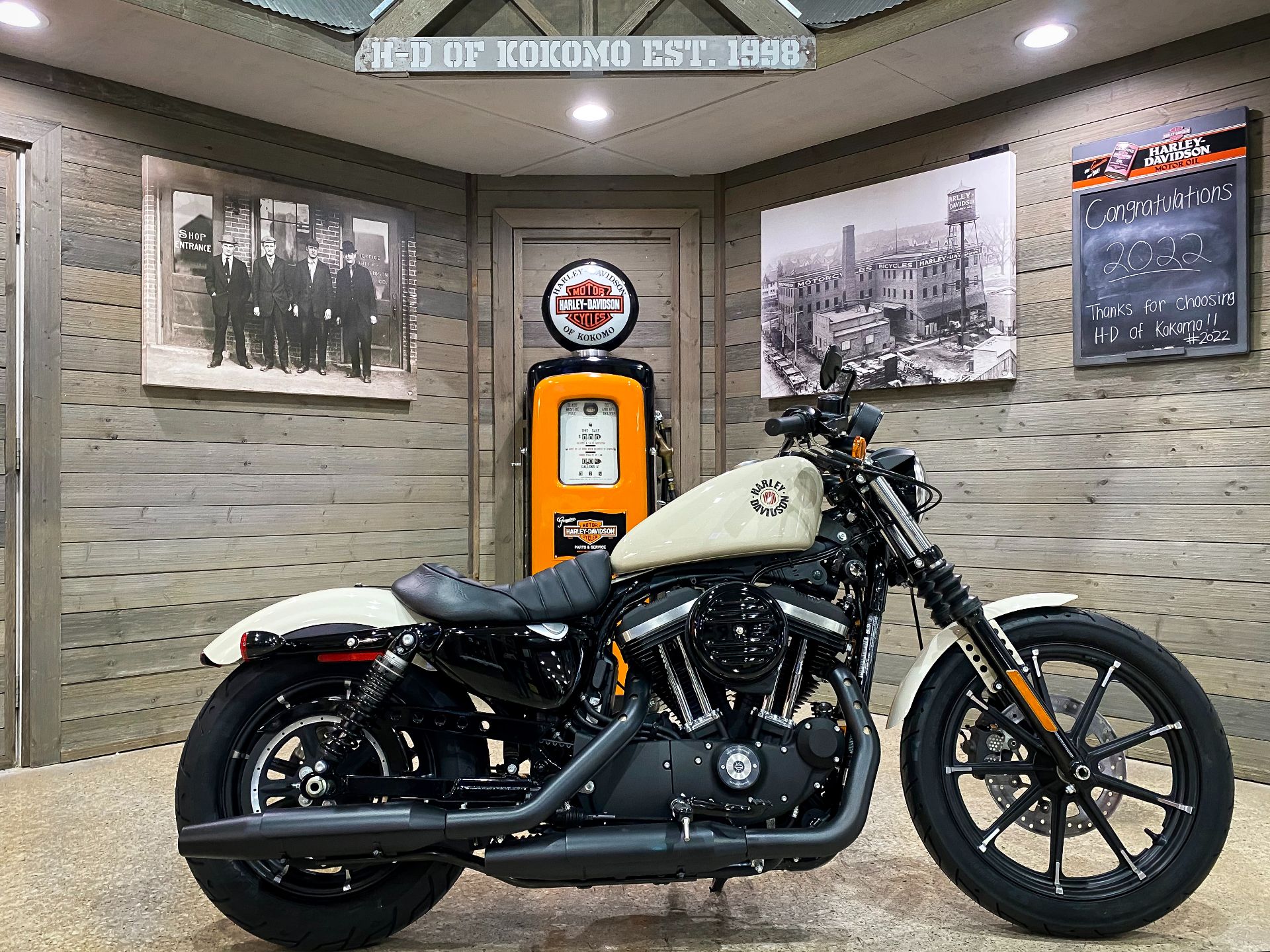 2022 Harley-Davidson Iron 883™ in Kokomo, Indiana - Photo 1