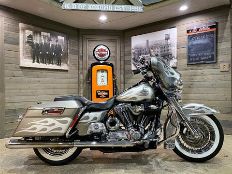 2003 Harley-Davidson FLHRCI Road King® Classic in Kokomo, Indiana - Photo 1