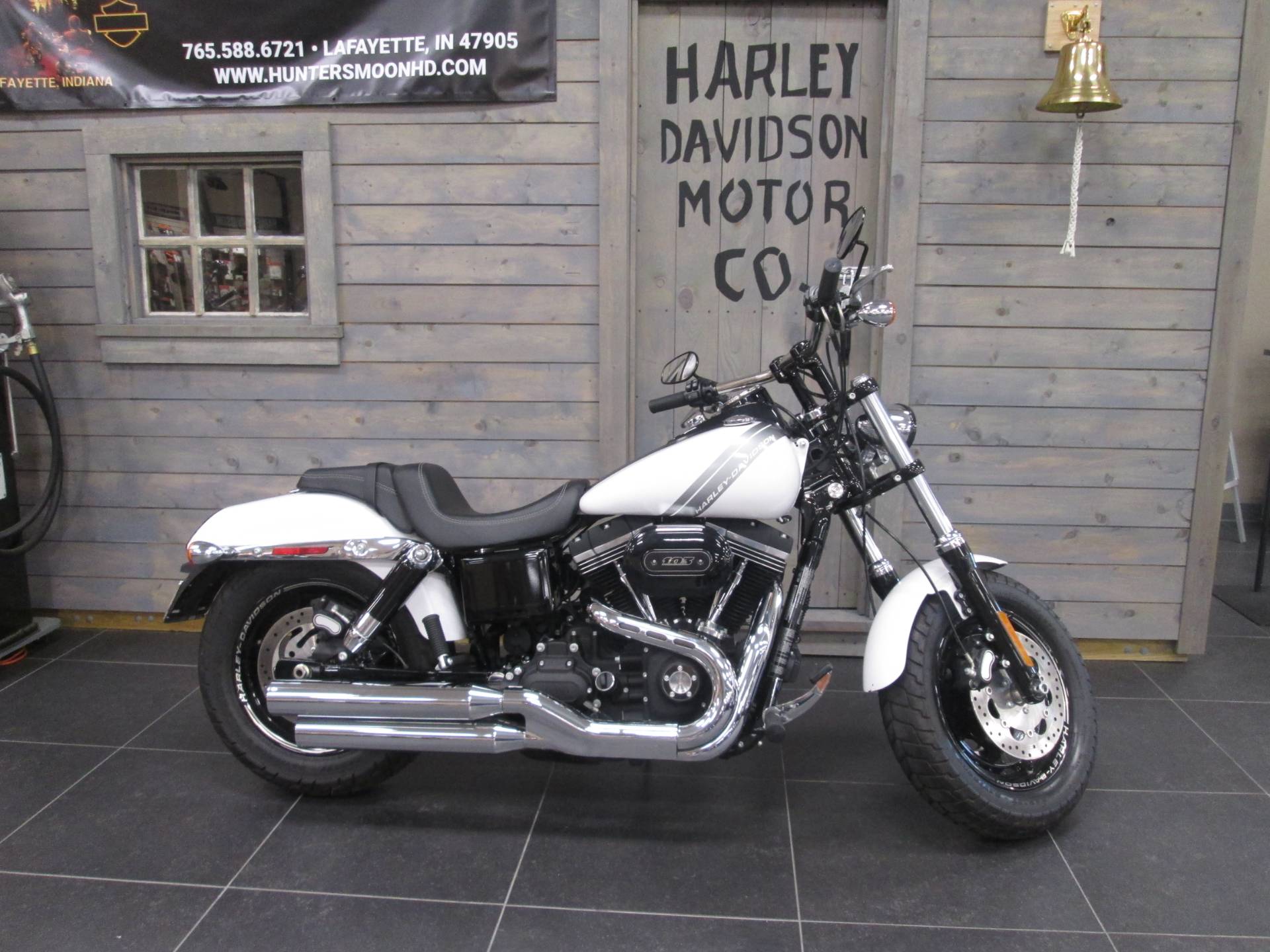 Used 17 Harley Davidson Fat Bob Motorcycles In Kokomo In Crushed Ice Denim