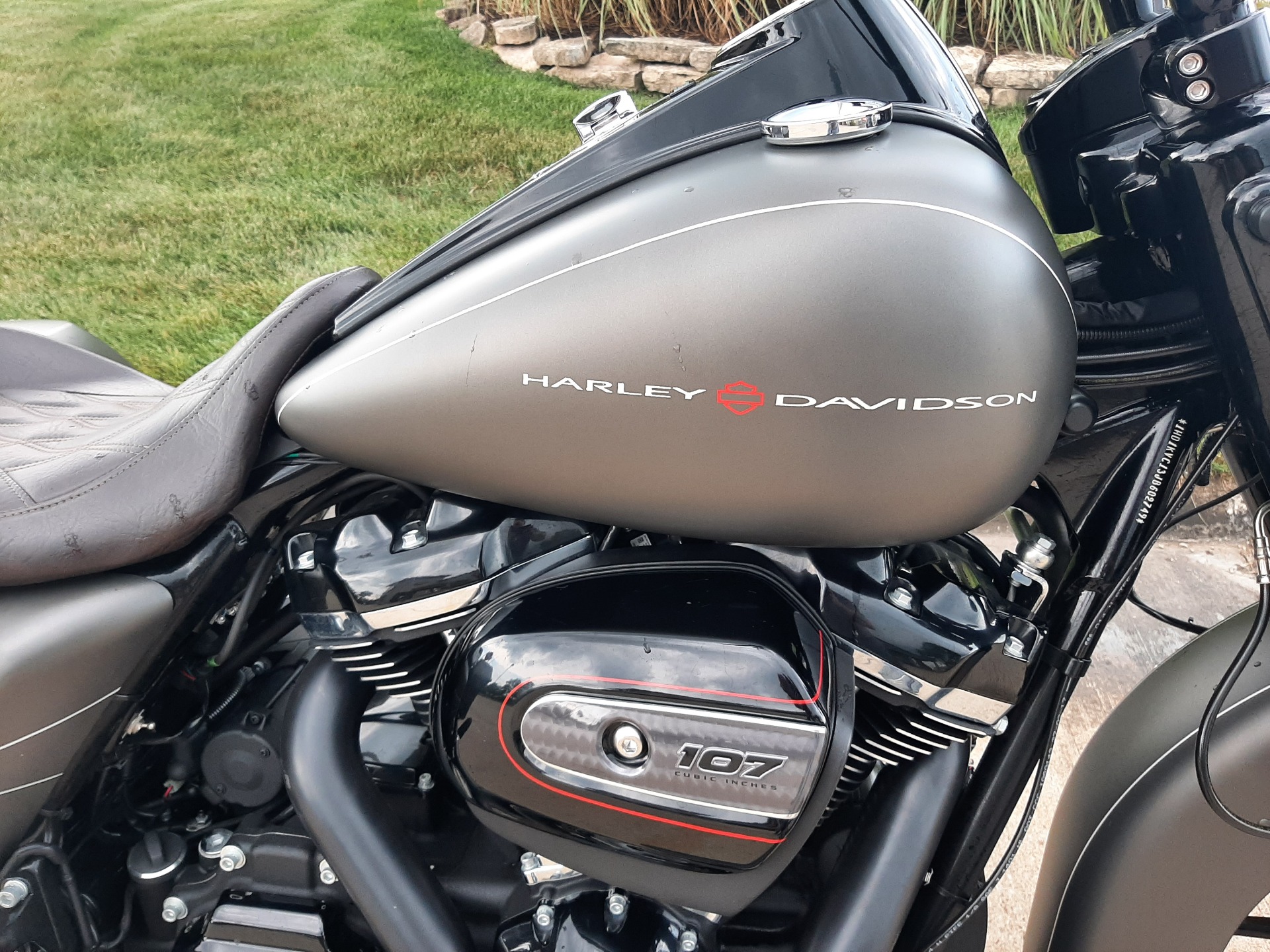 2018 Harley-Davidson RoadKing Special in Michigan City, Indiana - Photo 2