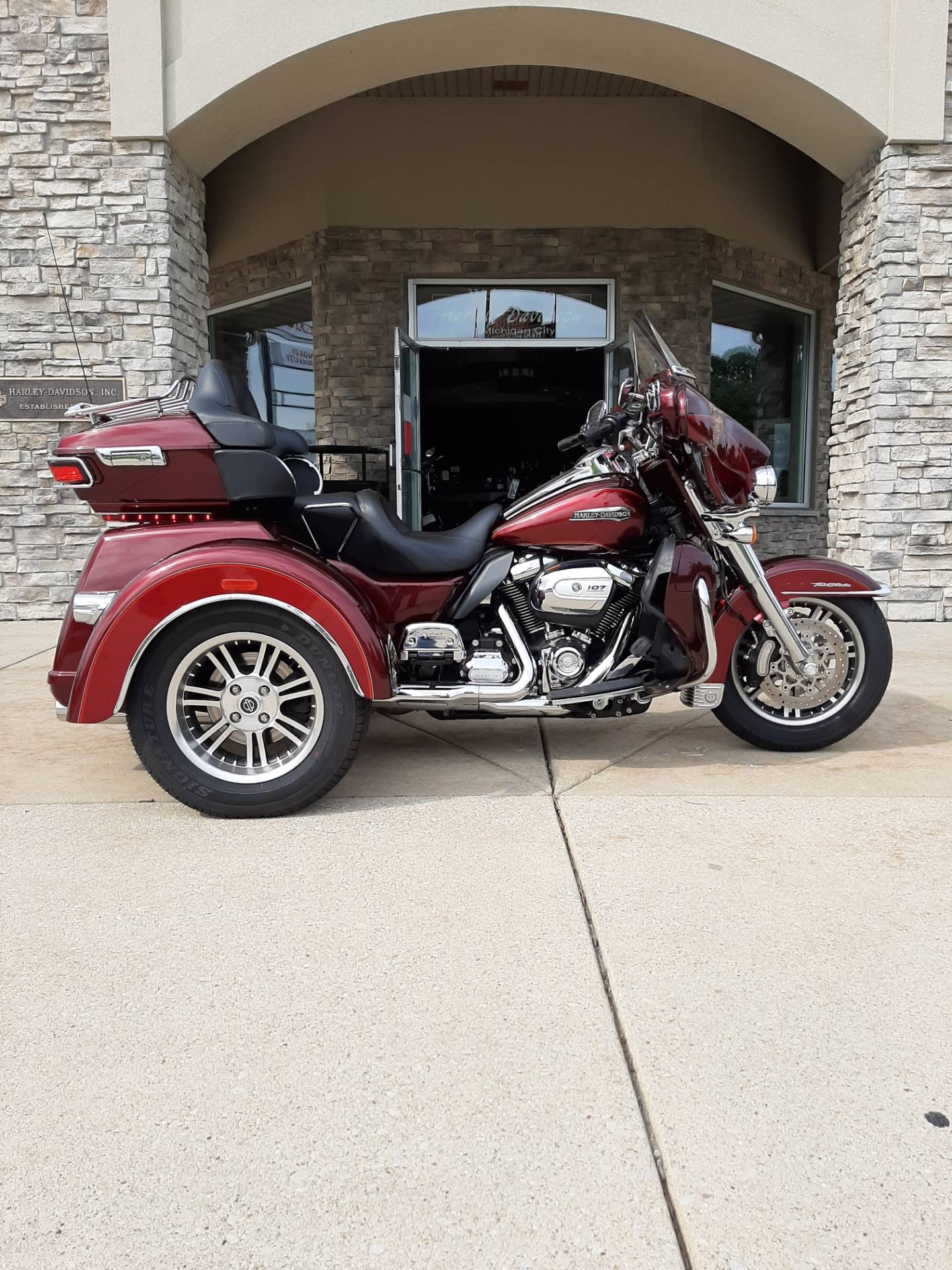 2017 tri glide