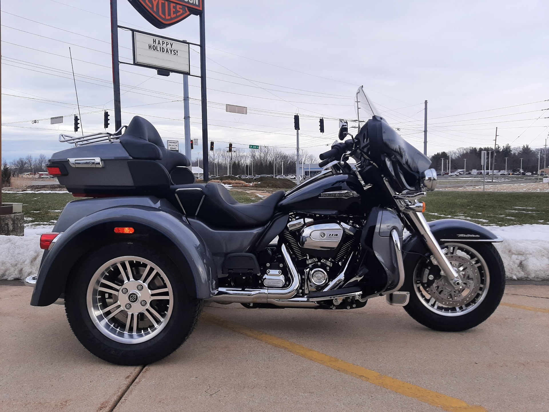 2021 Harley-Davidson Tri Glide® in Michigan City, Indiana - Photo 1