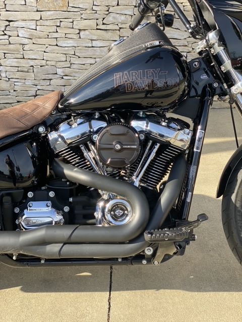 2019 Harley-Davidson Low Rider® in Bloomington, Indiana - Photo 3