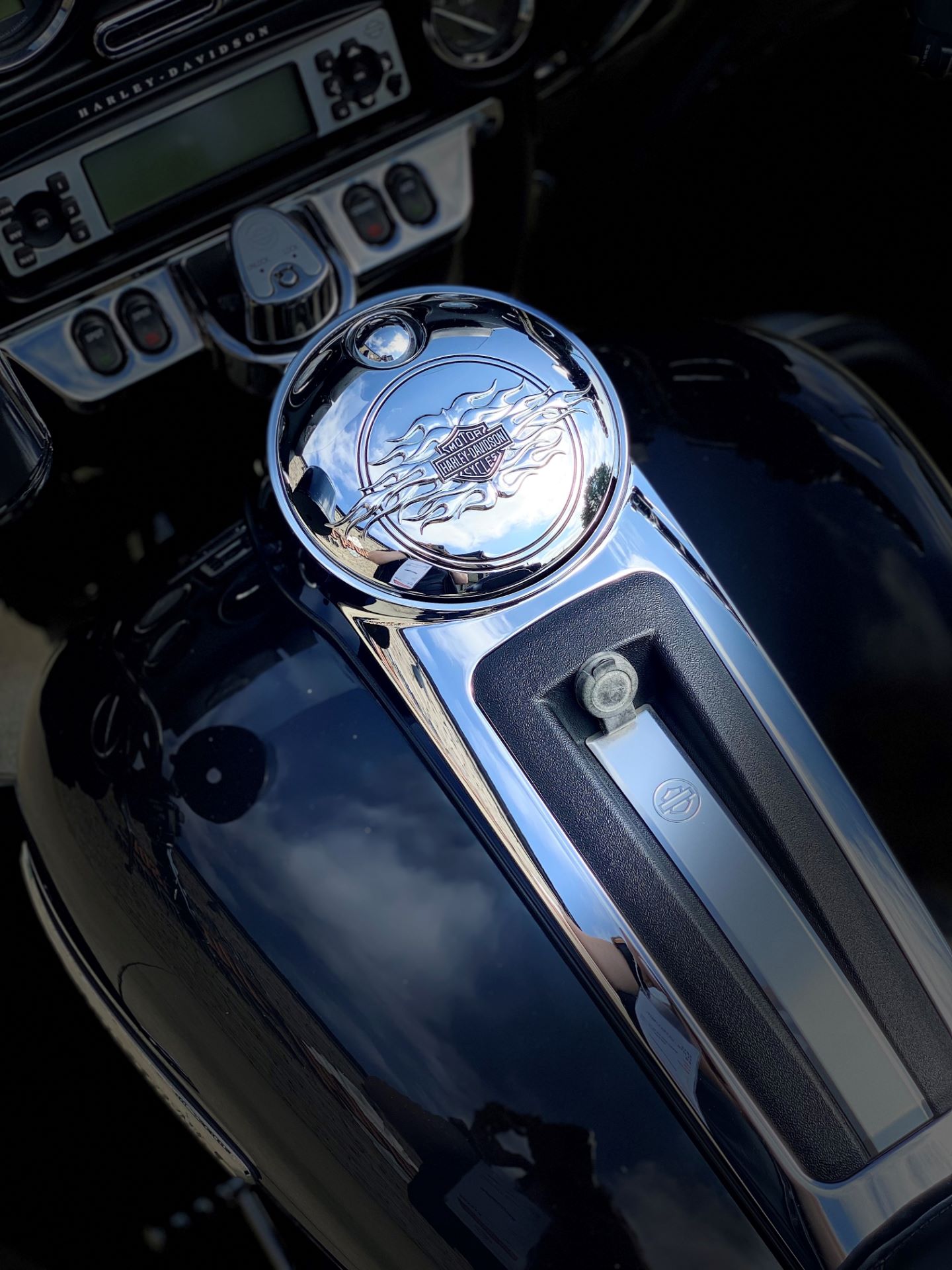 2012 Harley-Davidson Electra Glide® Ultra Limited in Bloomington, Indiana - Photo 9