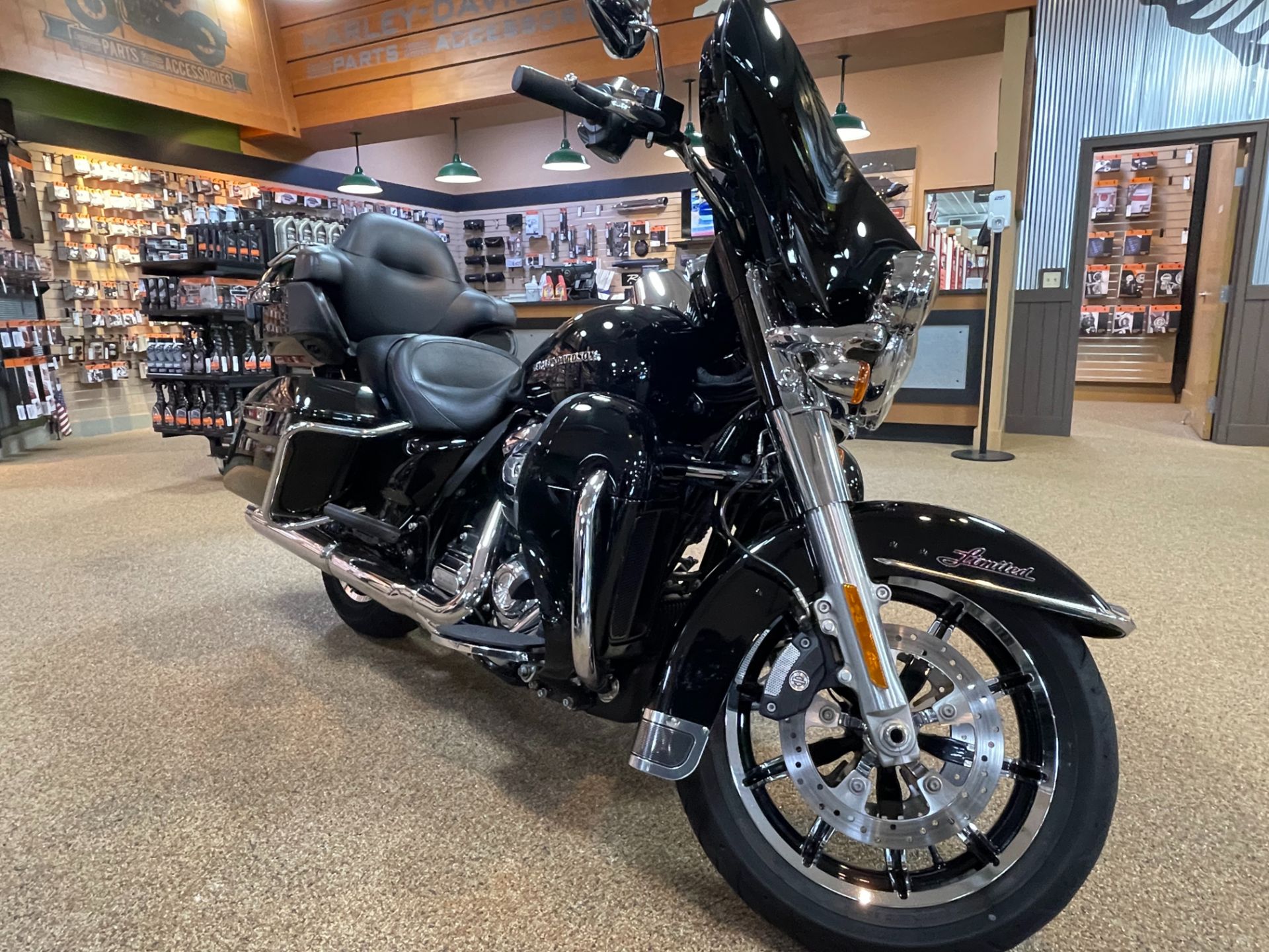 2019 Harley-Davidson Ultra Limited in Valparaiso, Indiana - Photo 1