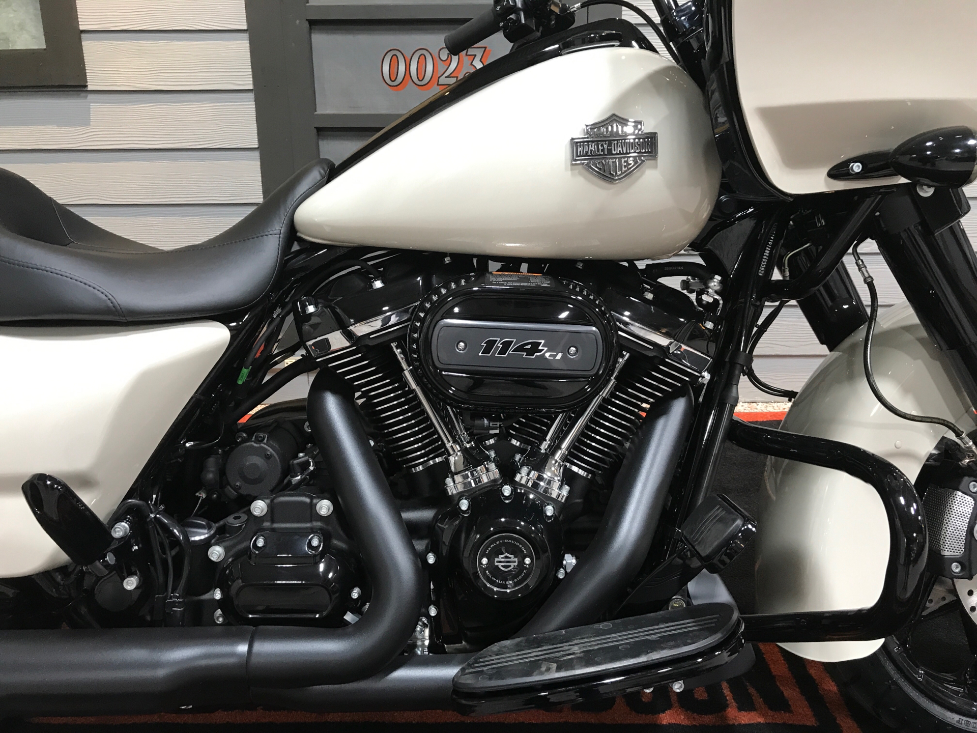 2022 Harley-Davidson Road Glide® Special in Plainfield, Indiana - Photo 2