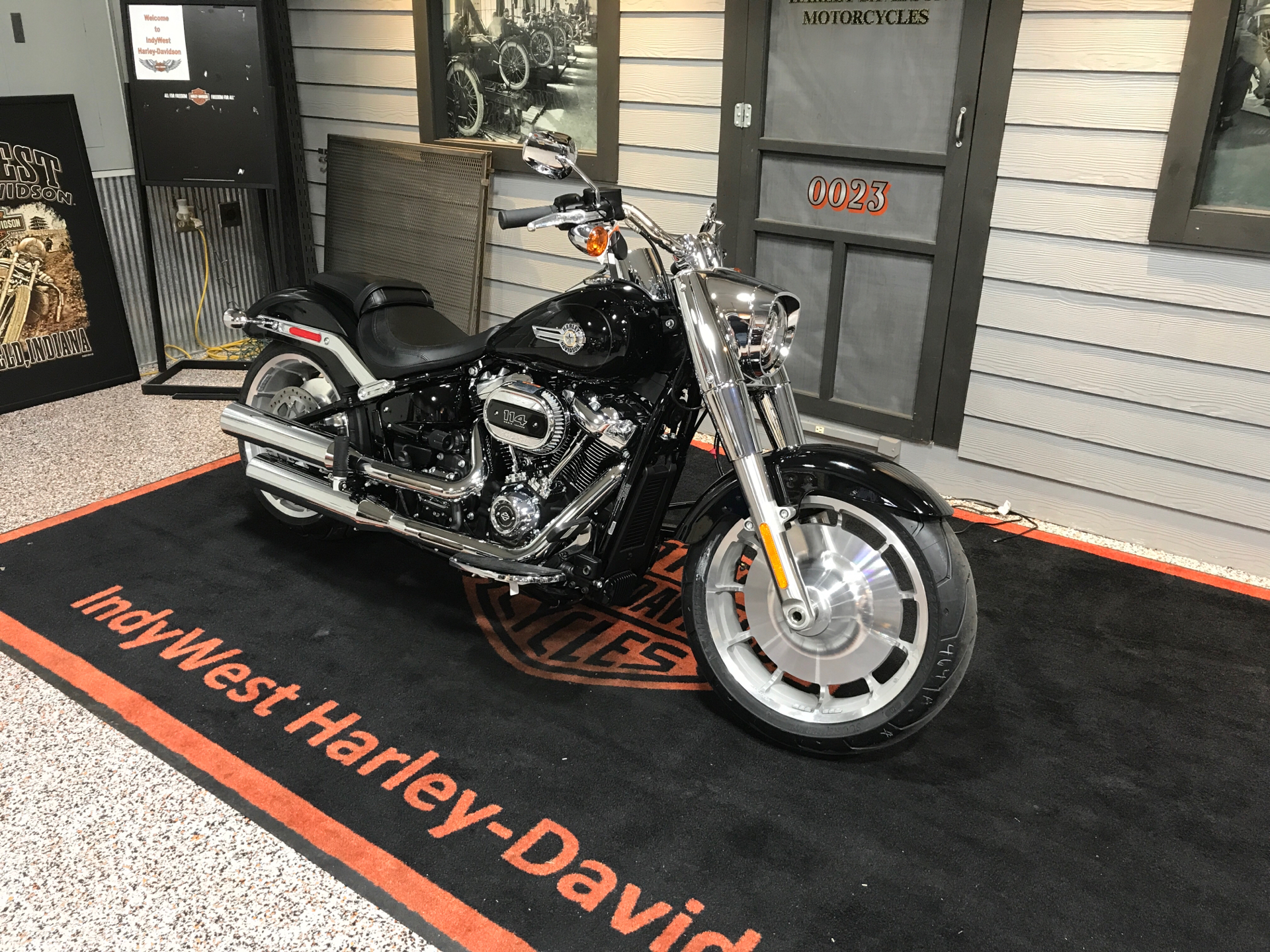 2022 Harley-Davidson Fat Boy® 114 in Plainfield, Indiana - Photo 3