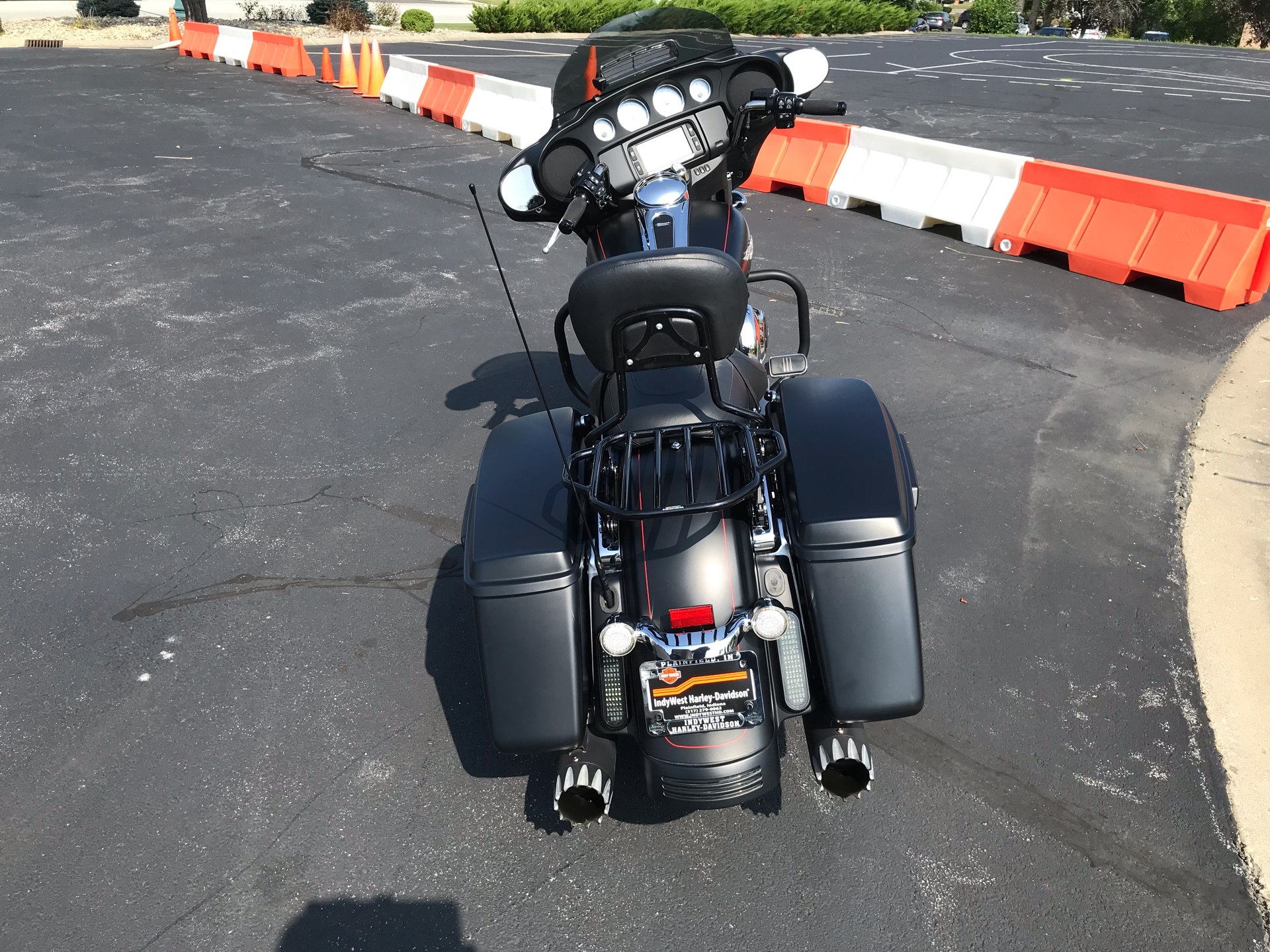 2016 Harley-Davidson Street Glide® in Plainfield, Indiana - Photo 4