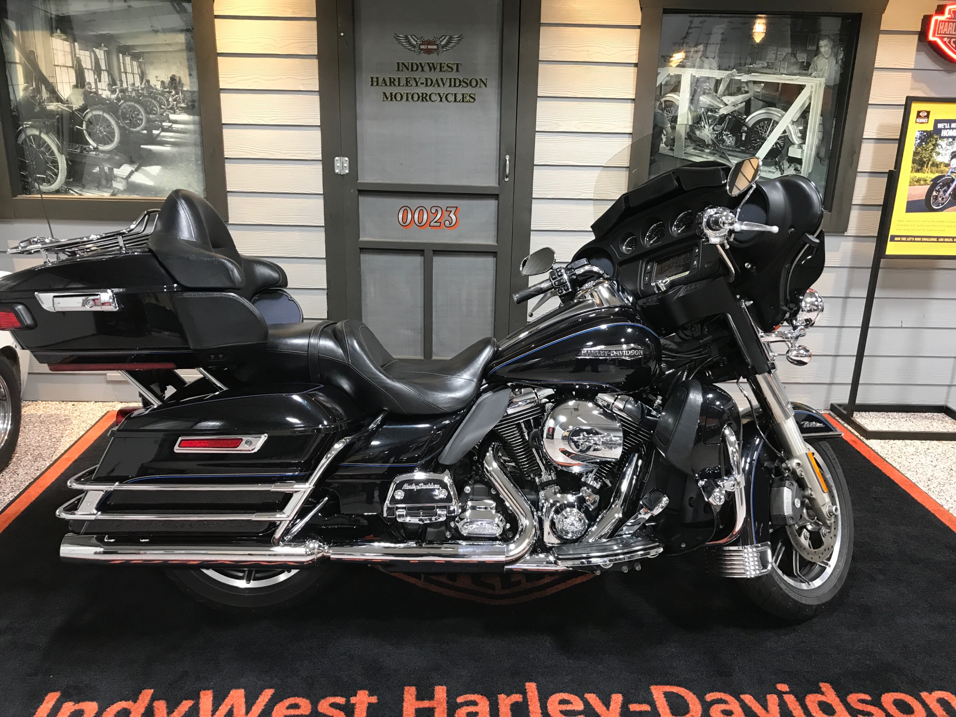 Used 2014 Harley Davidson Electra Glide Ultra Classic Midnight Pearl Motorcycles In Plainfield In 690864