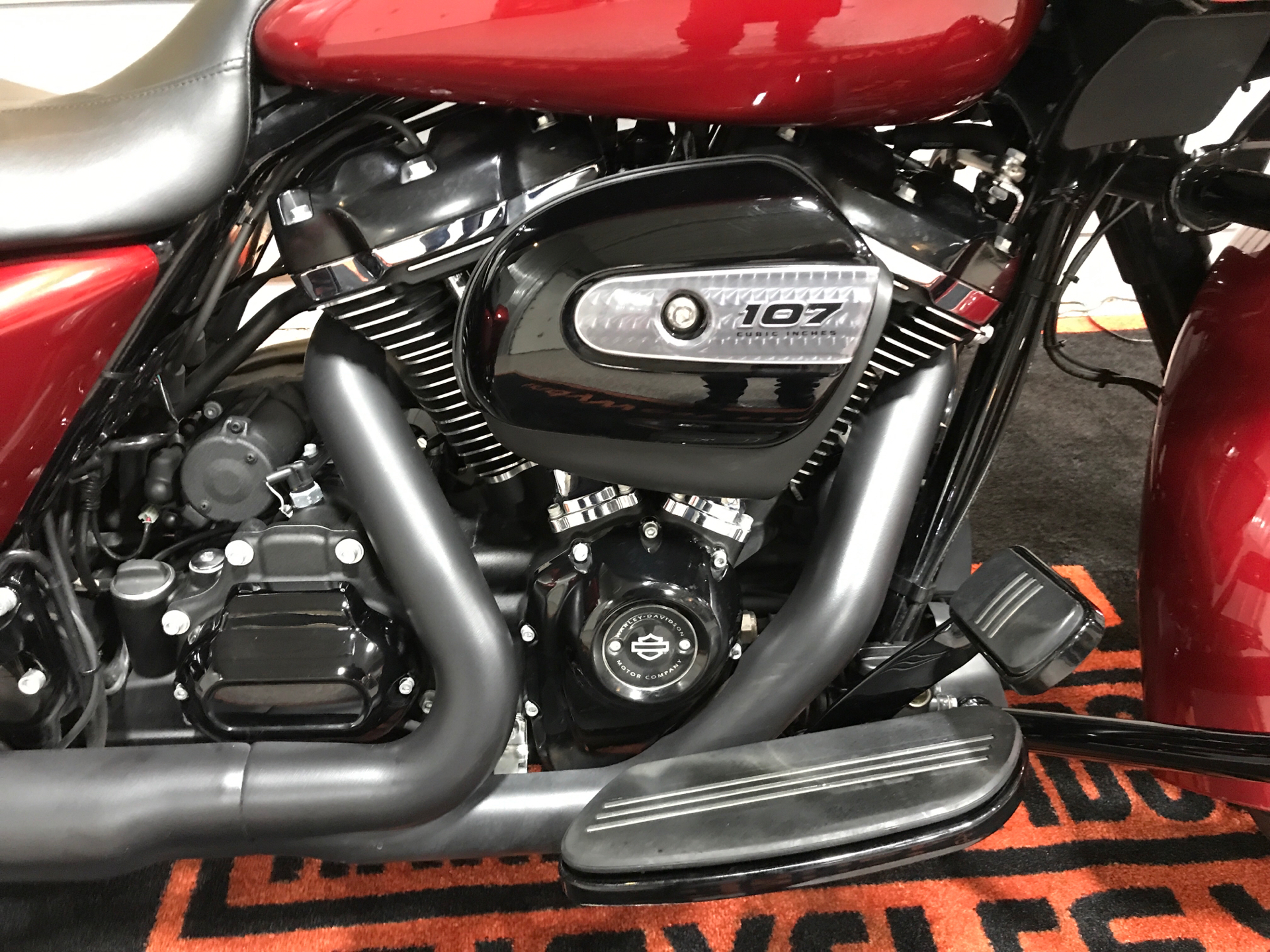 2018 Harley-Davidson Road Glide® Special in Plainfield, Indiana - Photo 2