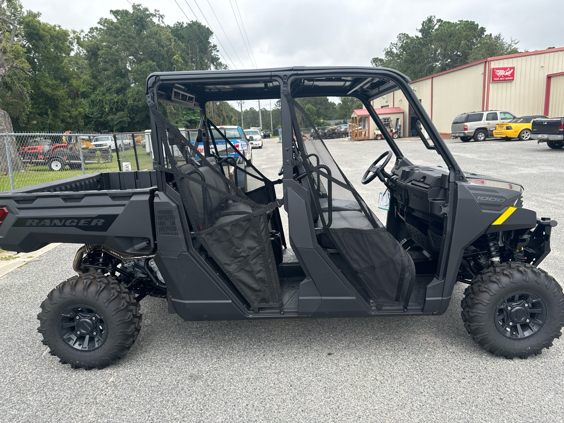 2025 Polaris Ranger Crew 1000 Premium in Valdosta, Georgia - Photo 4