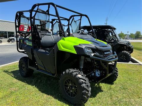 2024 Honda Pioneer 700-4 Deluxe in Florence, South Carolina - Photo 3